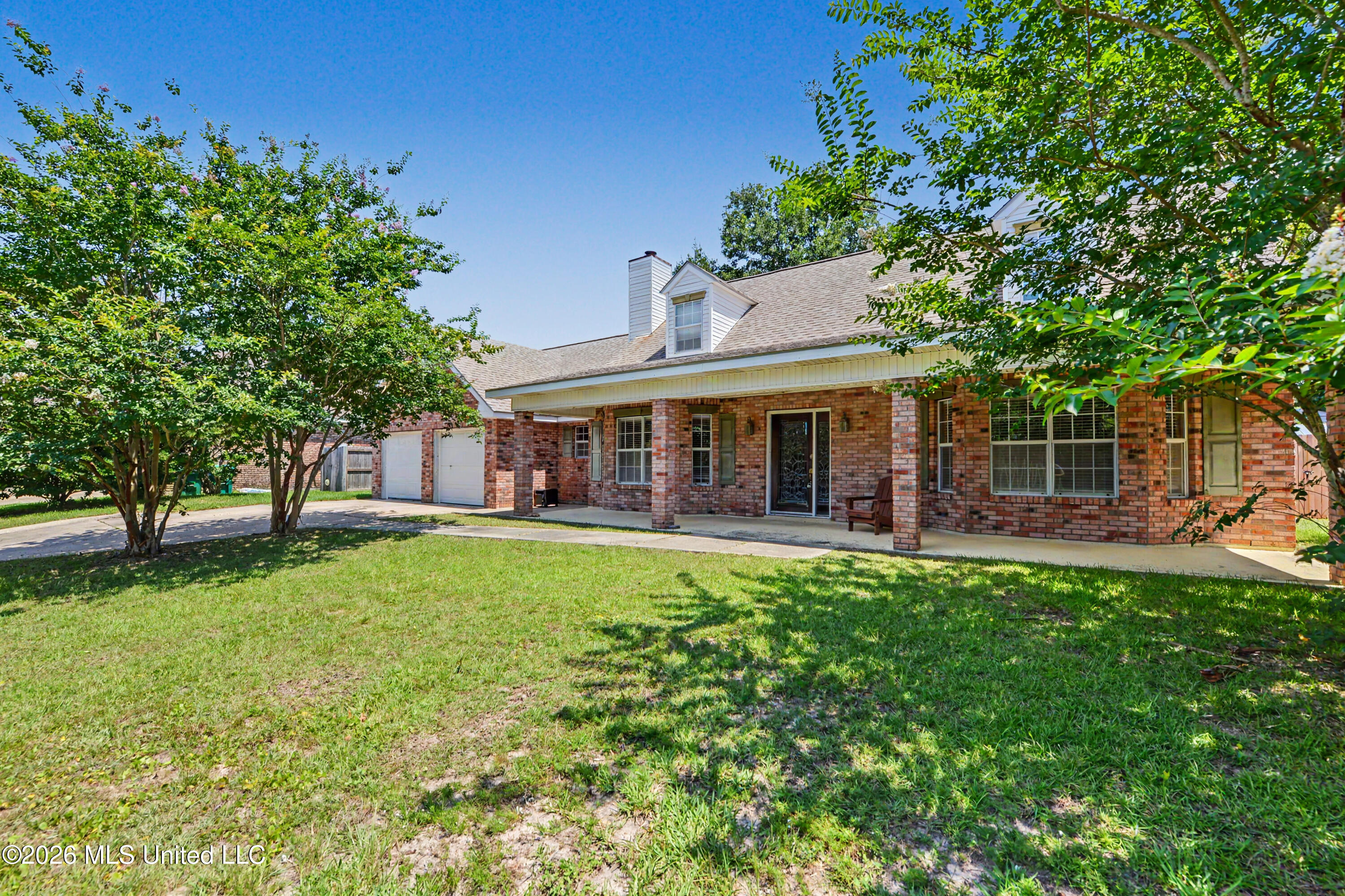 Dan M Russell Dr, Bay Saint Louis, MS 39520