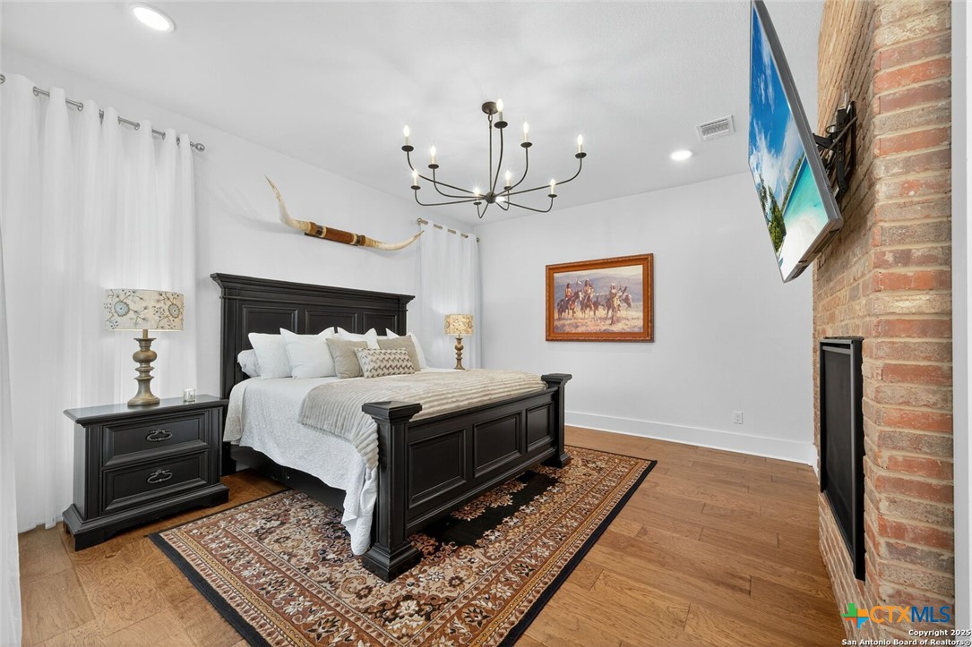 San Antonio, Texas, 78204, United States, 4 Bedrooms Bedrooms, ,4 BathroomsBathrooms,Residential,For Sale,1989633