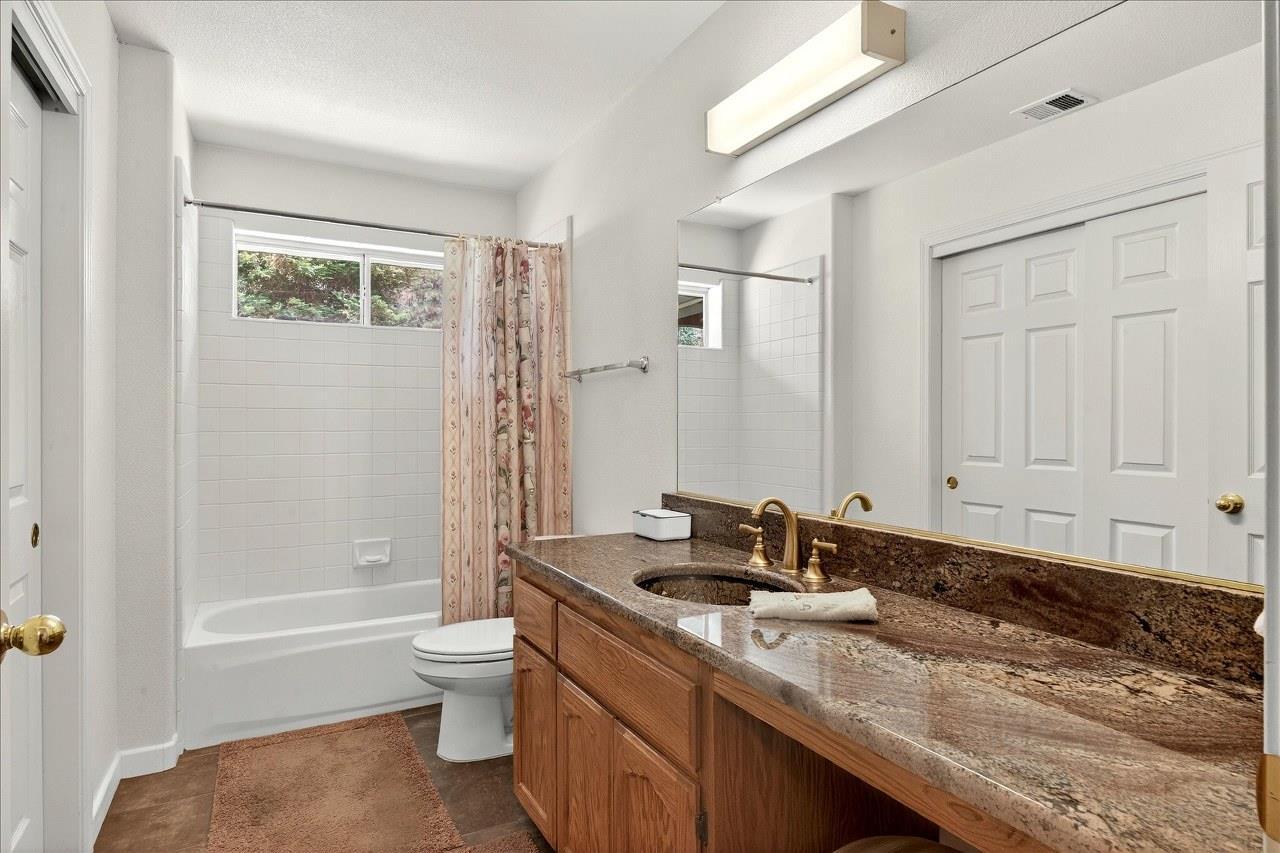 Oakhurst, California, 93644, United States, 4 Bedrooms Bedrooms, ,2 BathroomsBathrooms,Residential,For Sale,1922823