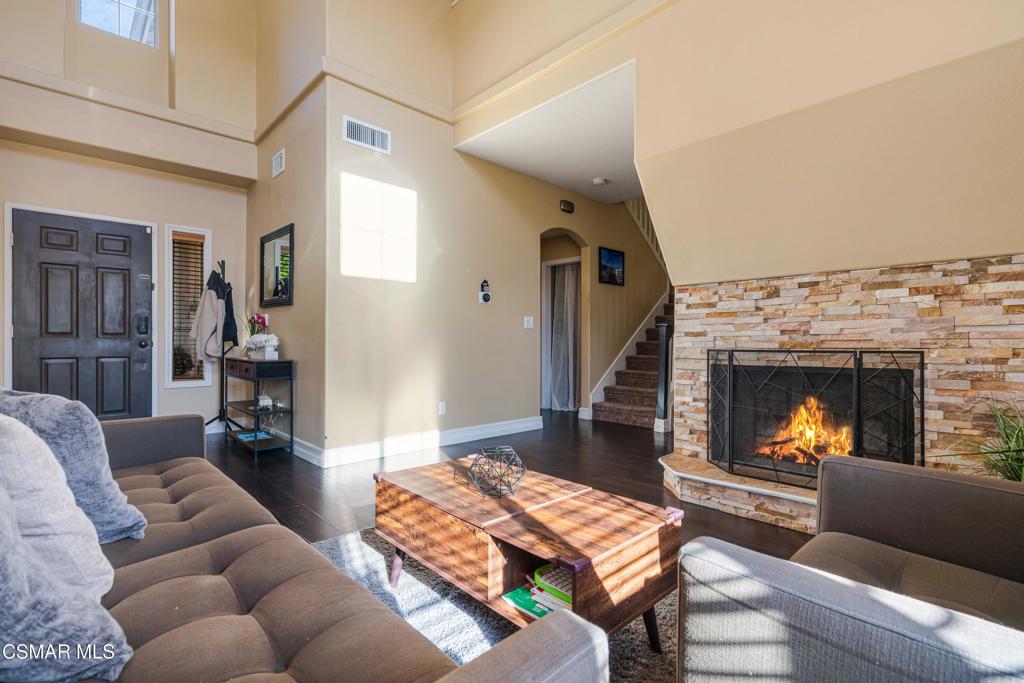 Simi Valley, California, 93065, United States, 4 Bedrooms Bedrooms, ,3 BathroomsBathrooms,Residential,For Sale,1994226