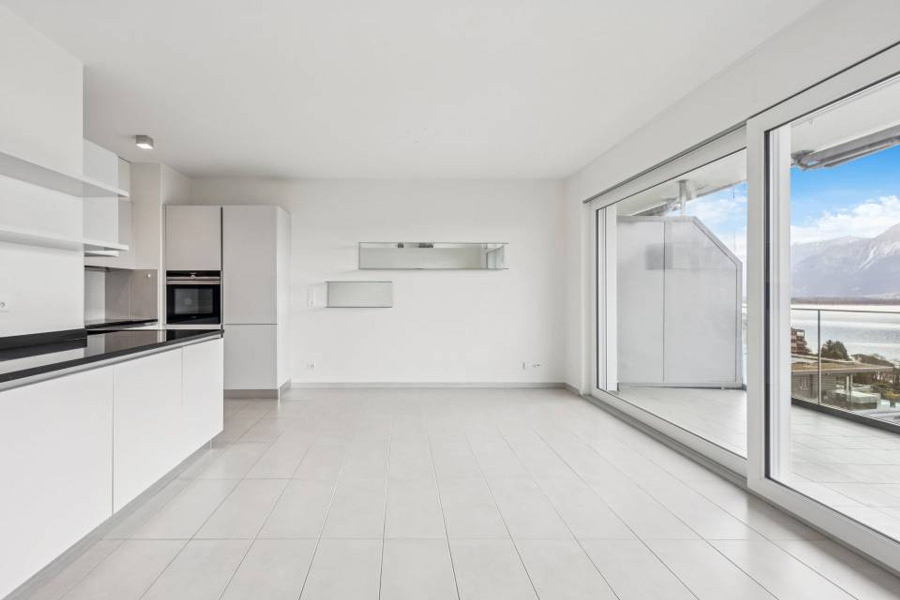  2-bedroom apartment with lake view and excellent location. - 物件實景
