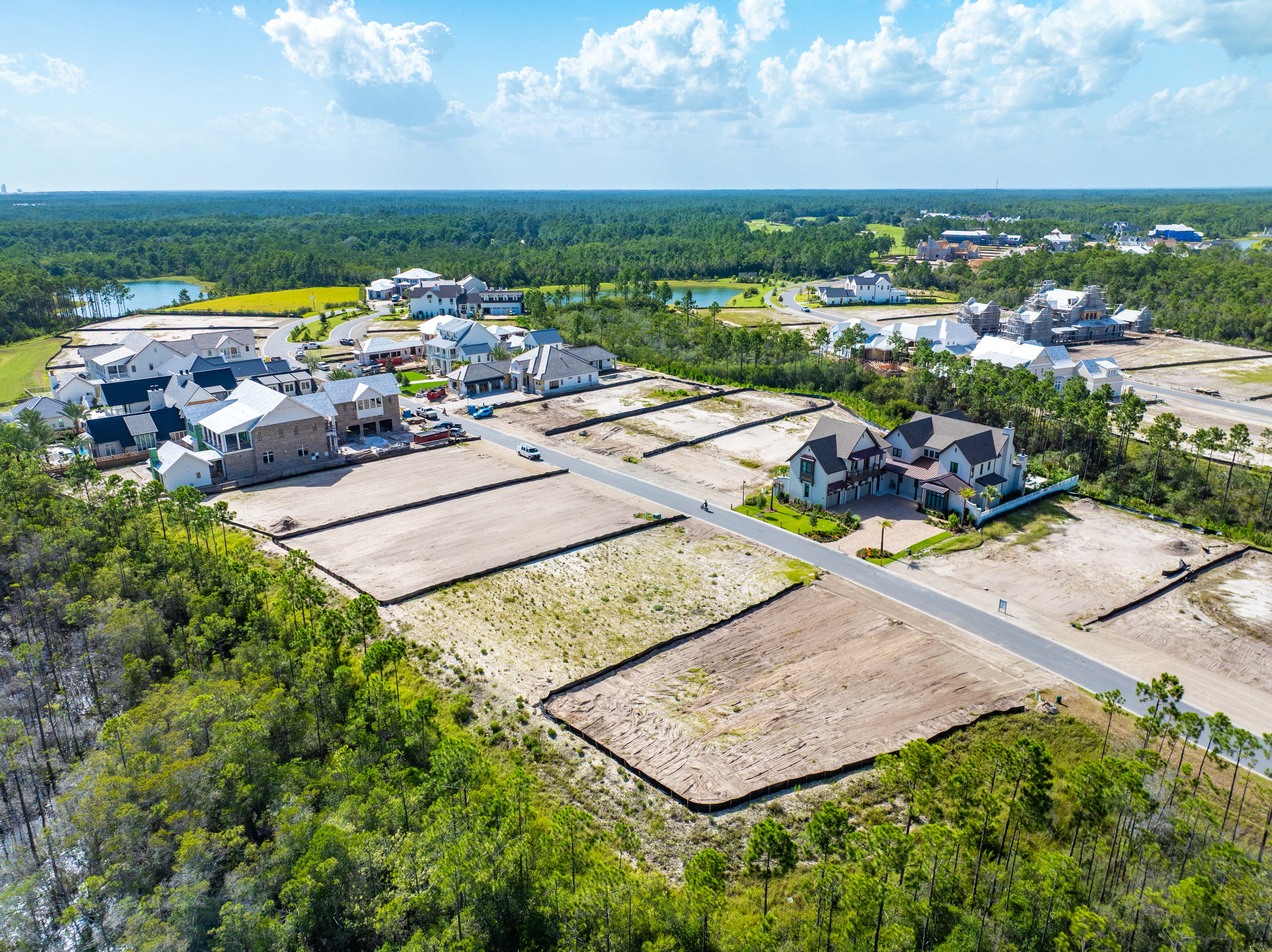  Rare Nearly Half-Acre Homesite in Gated 30A Community - 物件實景