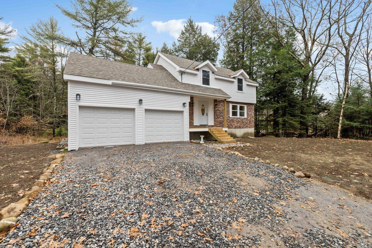 Casco, Maine, 04015, United States, 3 Bedrooms Bedrooms, ,5 BathroomsBathrooms,Residential,For Sale,2001972