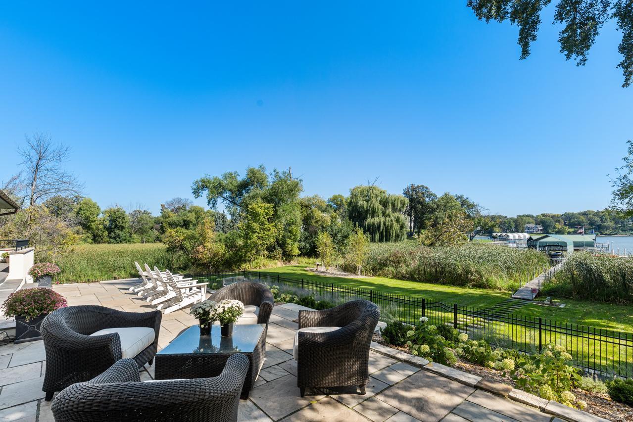 Orono, Minnesota, 55364, United States, 4 Bedrooms Bedrooms, ,4 BathroomsBathrooms,Residential,For Sale,1988176