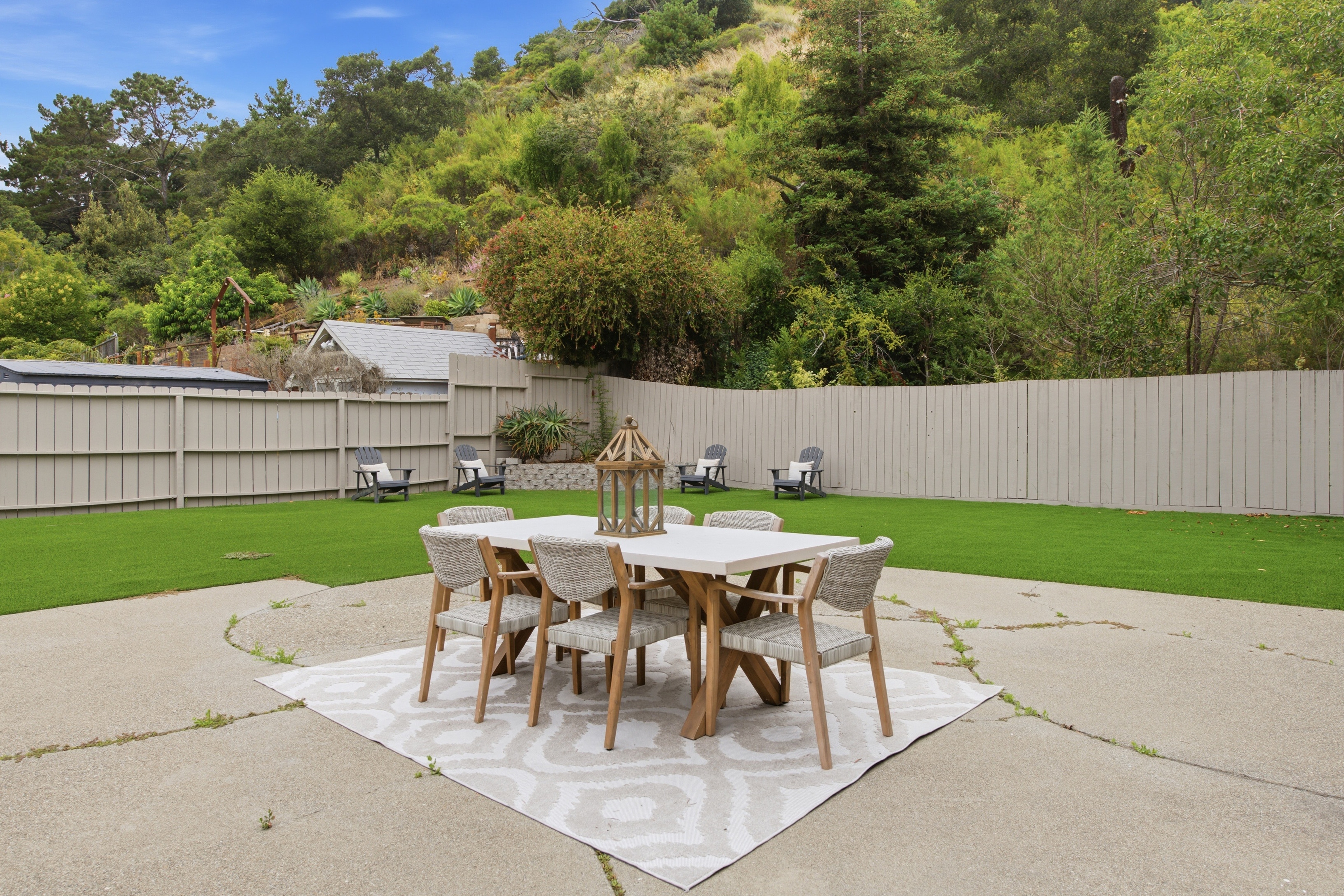  Spacious Single-Level Home on an Expansive Lot - 物件實景