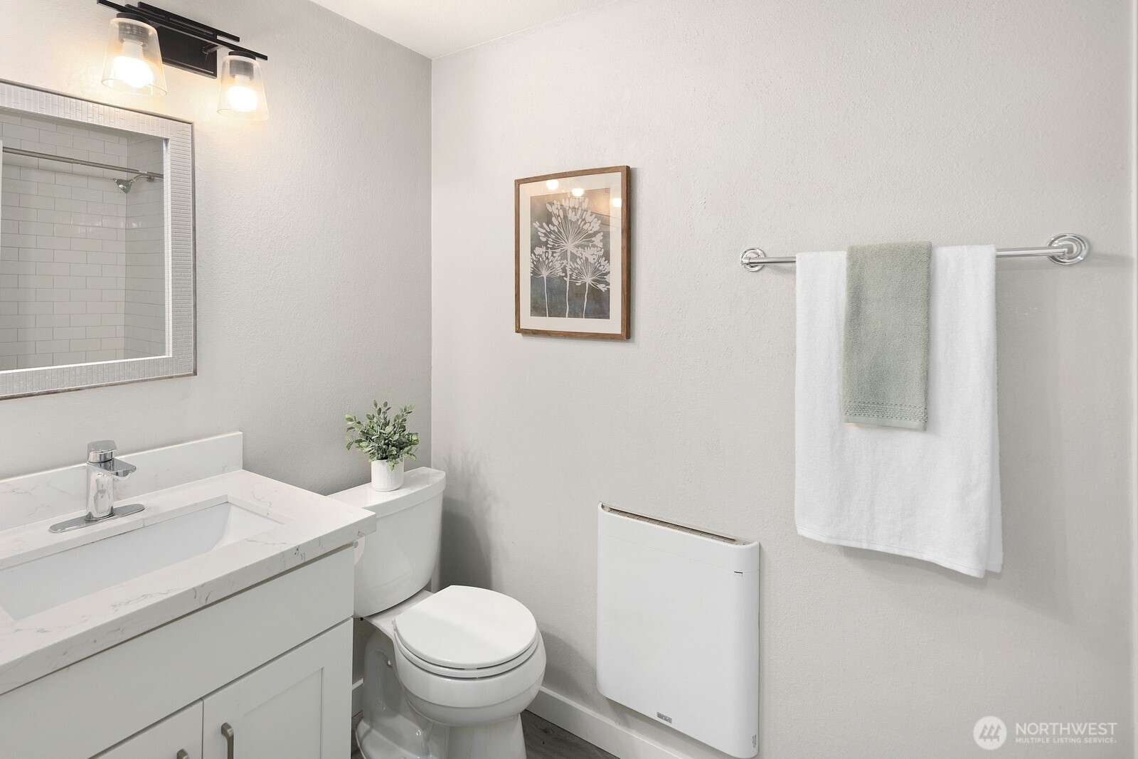 Mercer Island, Washington, 98040, United States, 2 Bedrooms Bedrooms, ,1 BathroomBathrooms,Residential,For Sale,1948638
