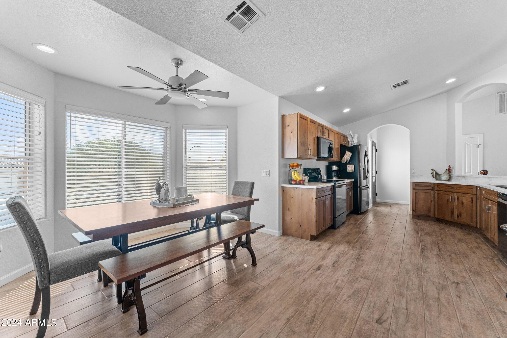 Wickenburg, Arizona, 85390, United States, 3 Bedrooms Bedrooms, ,2 BathroomsBathrooms,Residential,For Sale,1943479