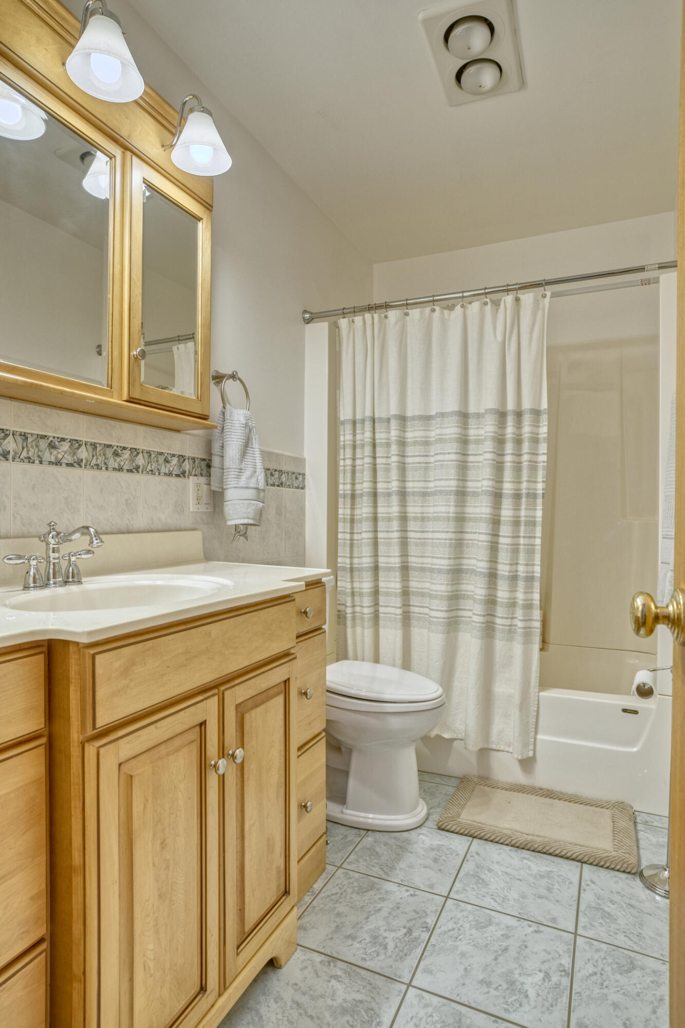 Dyer, Indiana, 46311, United States, 4 Bedrooms Bedrooms, ,3 BathroomsBathrooms,Residential,For Sale,1889773