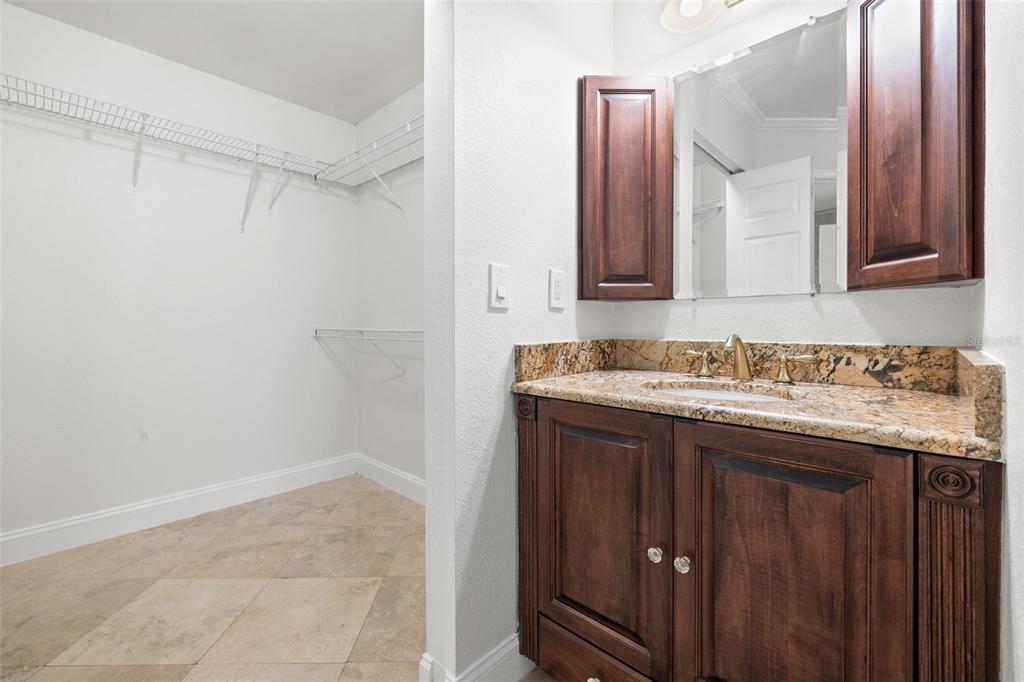Tampa, Florida, 33602, United States, 3 Bedrooms Bedrooms, ,2 BathroomsBathrooms,Residential,For Sale,1885753