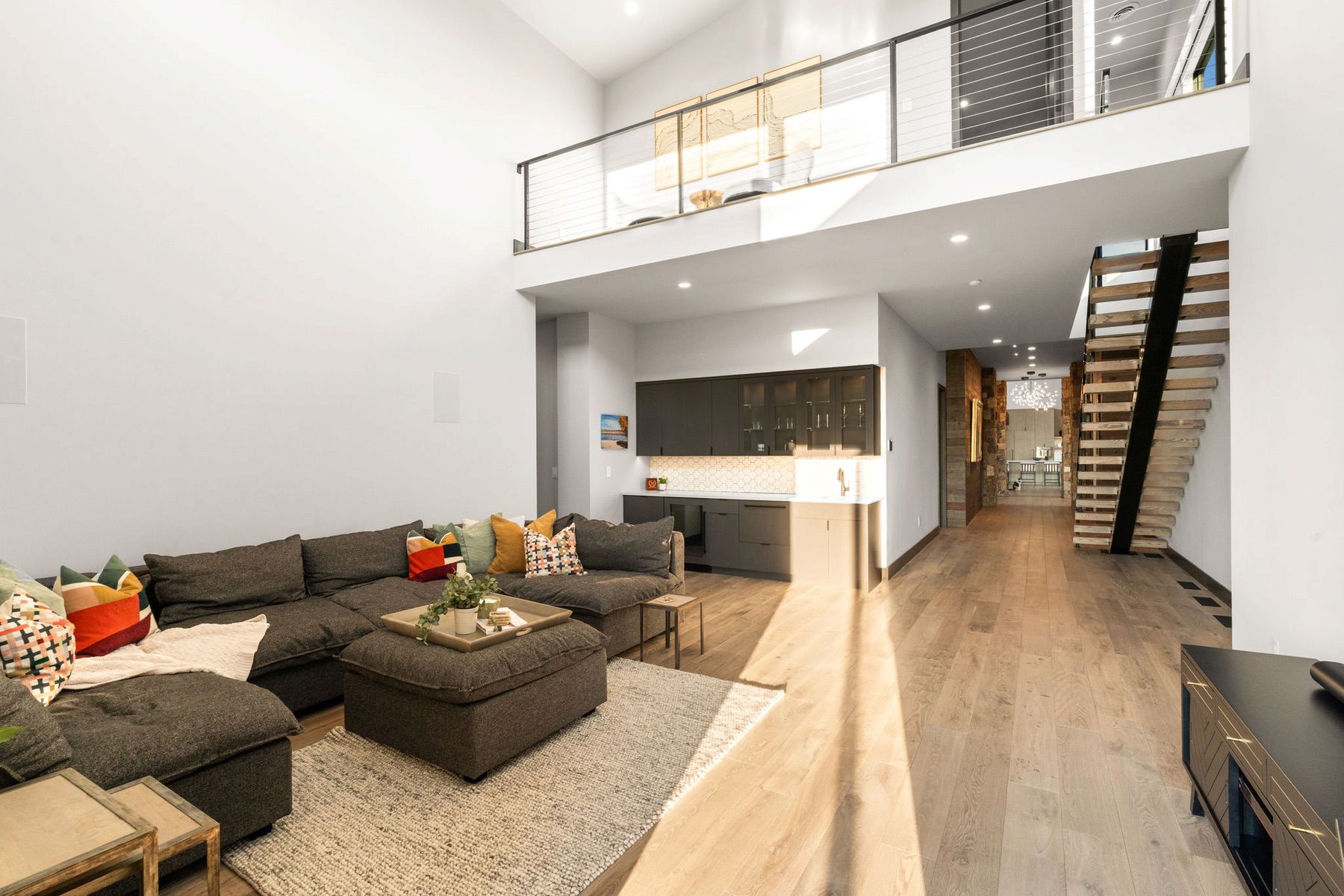  683 Cobb Hill Rd - 物件實景