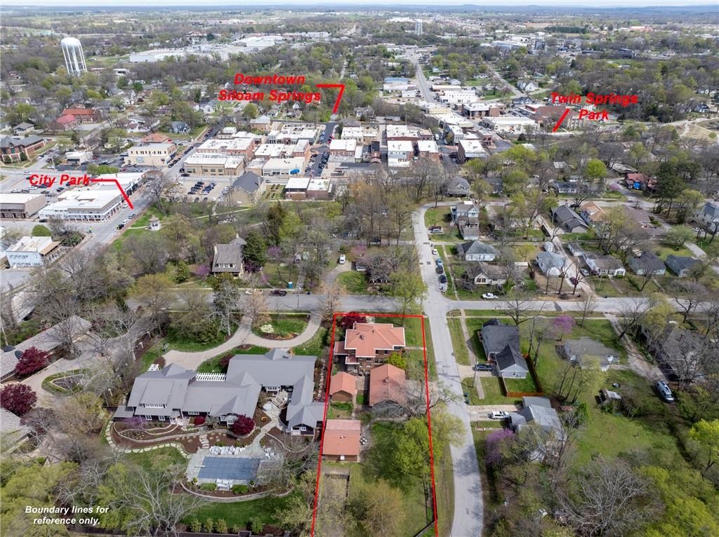 Siloam Springs, Arkansas, 72761, United States, 5 Bedrooms Bedrooms, ,3 BathroomsBathrooms,Residential,For Sale,1984286