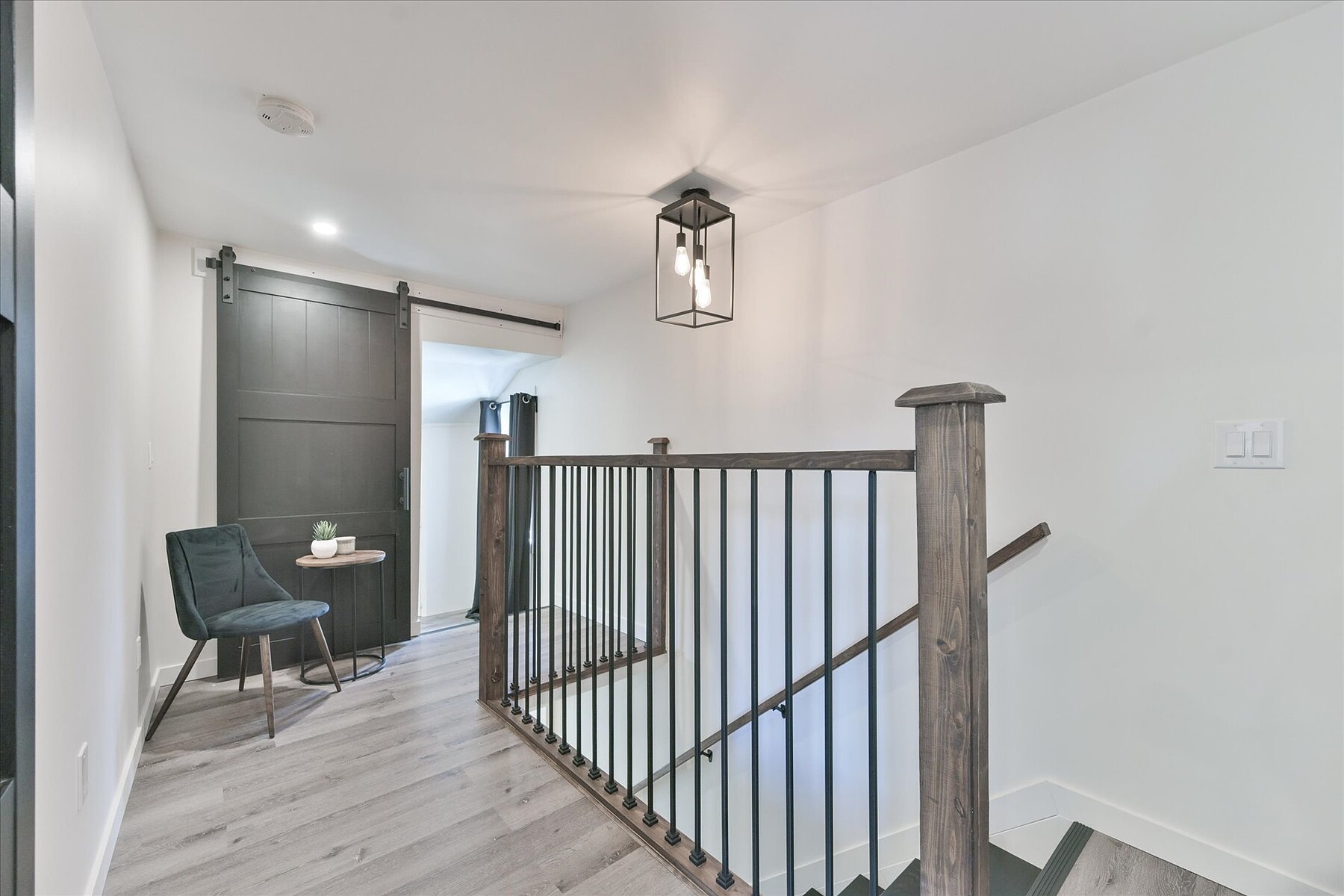  Modern & Charming in the Falls - 物件實景