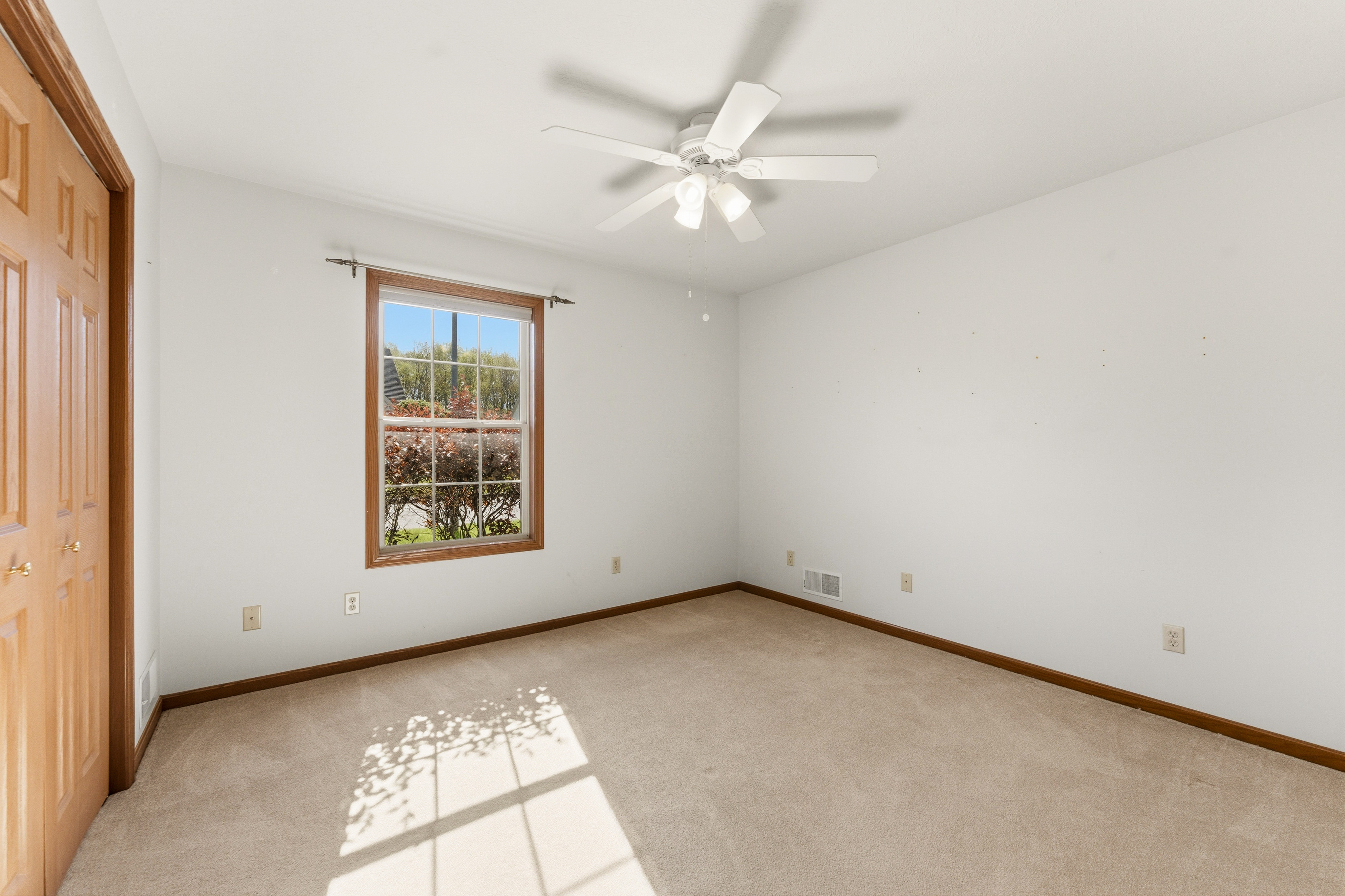  1097 Timberwood Drive, Beaver Falls, PA 15010 - 物件實景