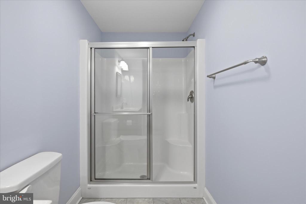 Winchester, Virginia, 22602, United States, 6 Bedrooms Bedrooms, ,5 BathroomsBathrooms,Residential,For Sale,2032756