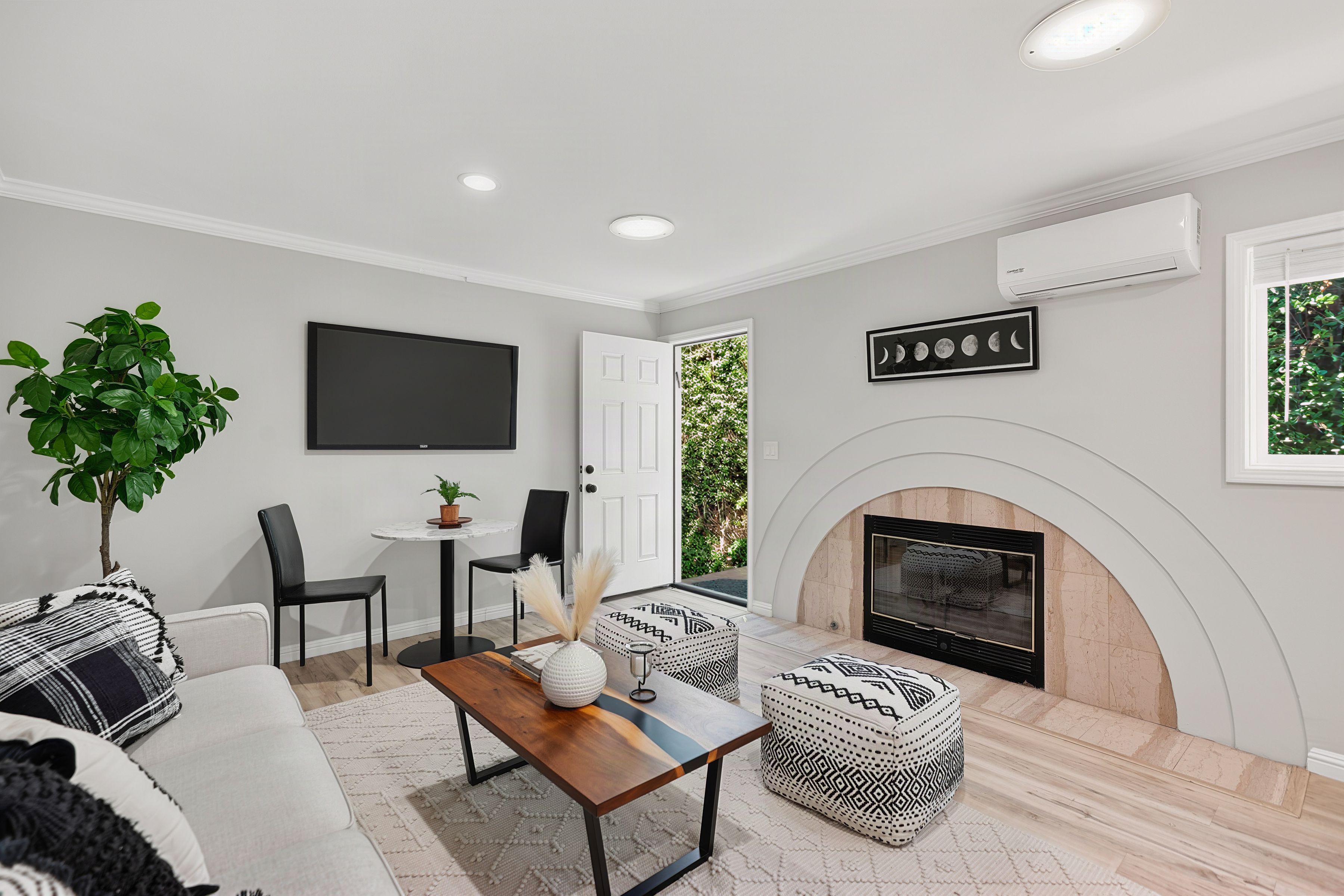  14542 Otsego Street - 物件實景