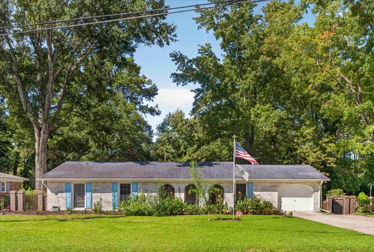 Deerwood Dr, North Charleston, SC 29406