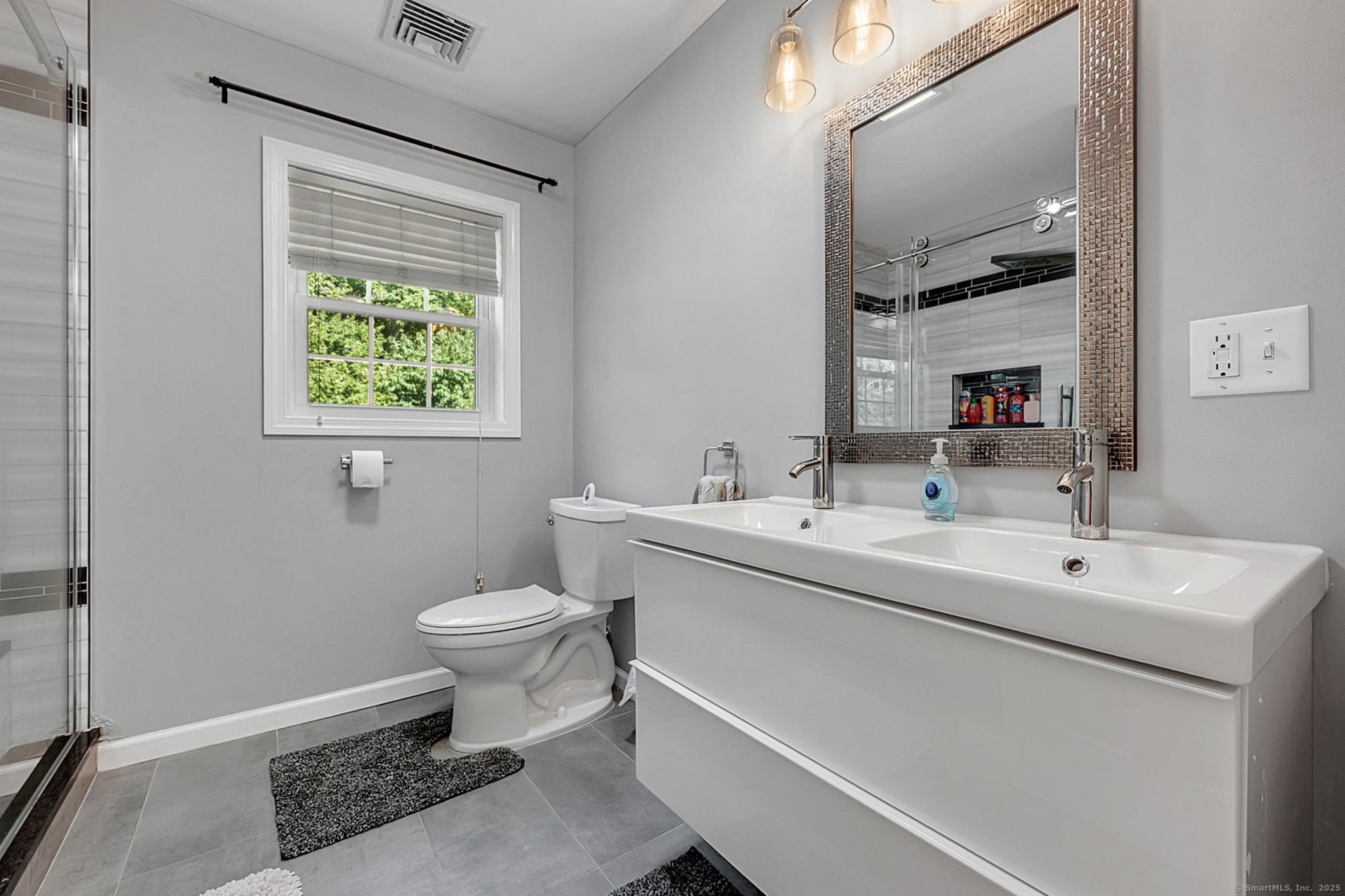 Naugatuck, Connecticut, 06770, United States, 4 Bedrooms Bedrooms, ,3 BathroomsBathrooms,Residential,For Sale,1937720