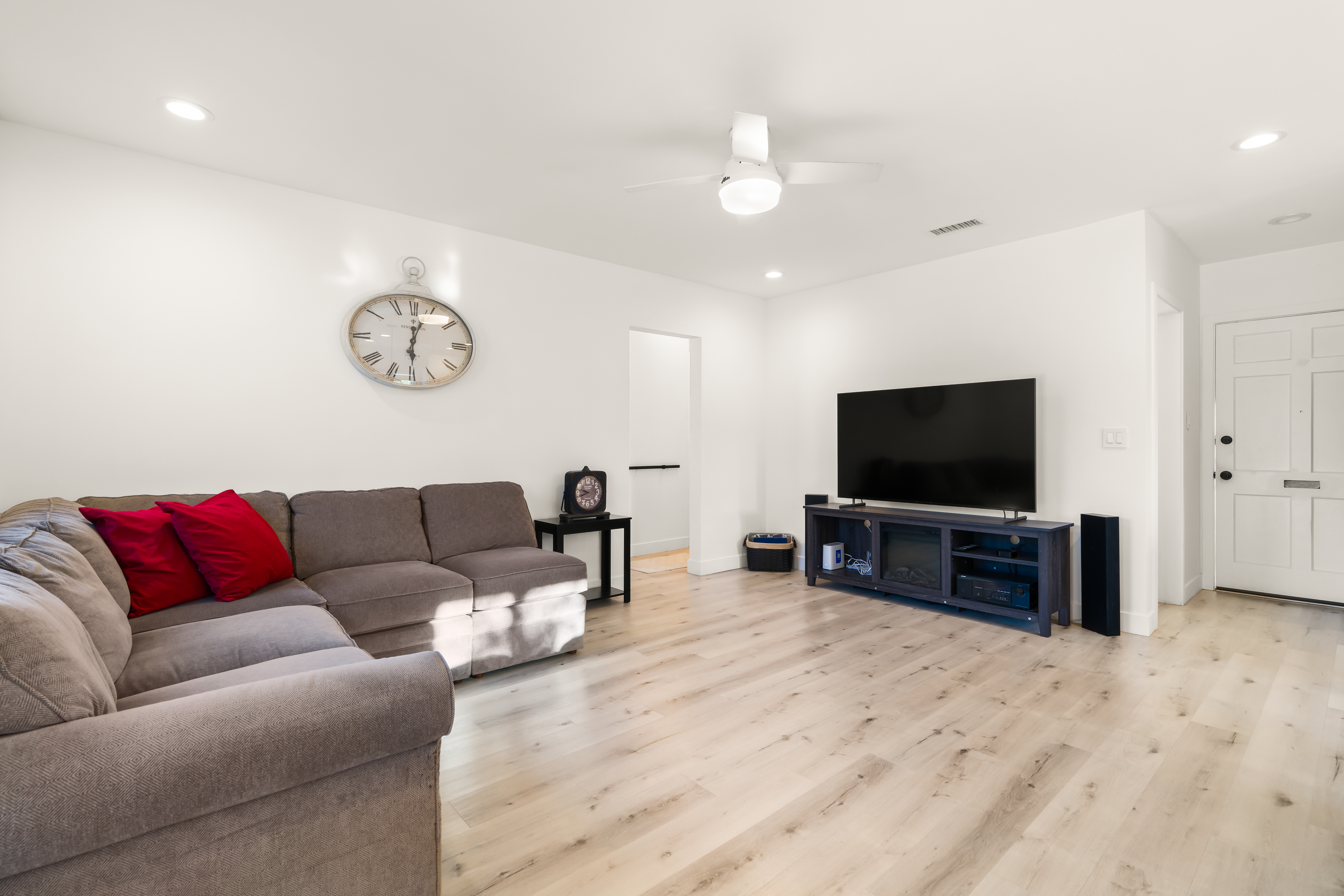  1400 Cameron Street, Ventura, CA 93001 - 物件實景