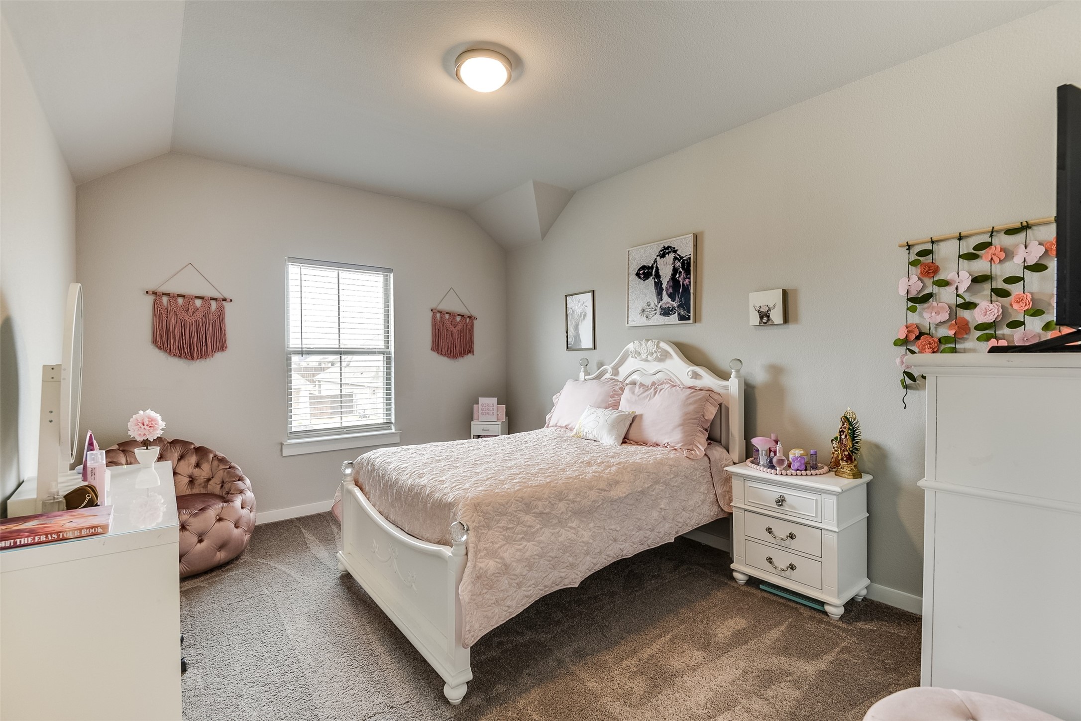 Waxahachie, Texas, 75165, United States, 4 Bedrooms Bedrooms, ,3 BathroomsBathrooms,Residential,For Sale,1925624