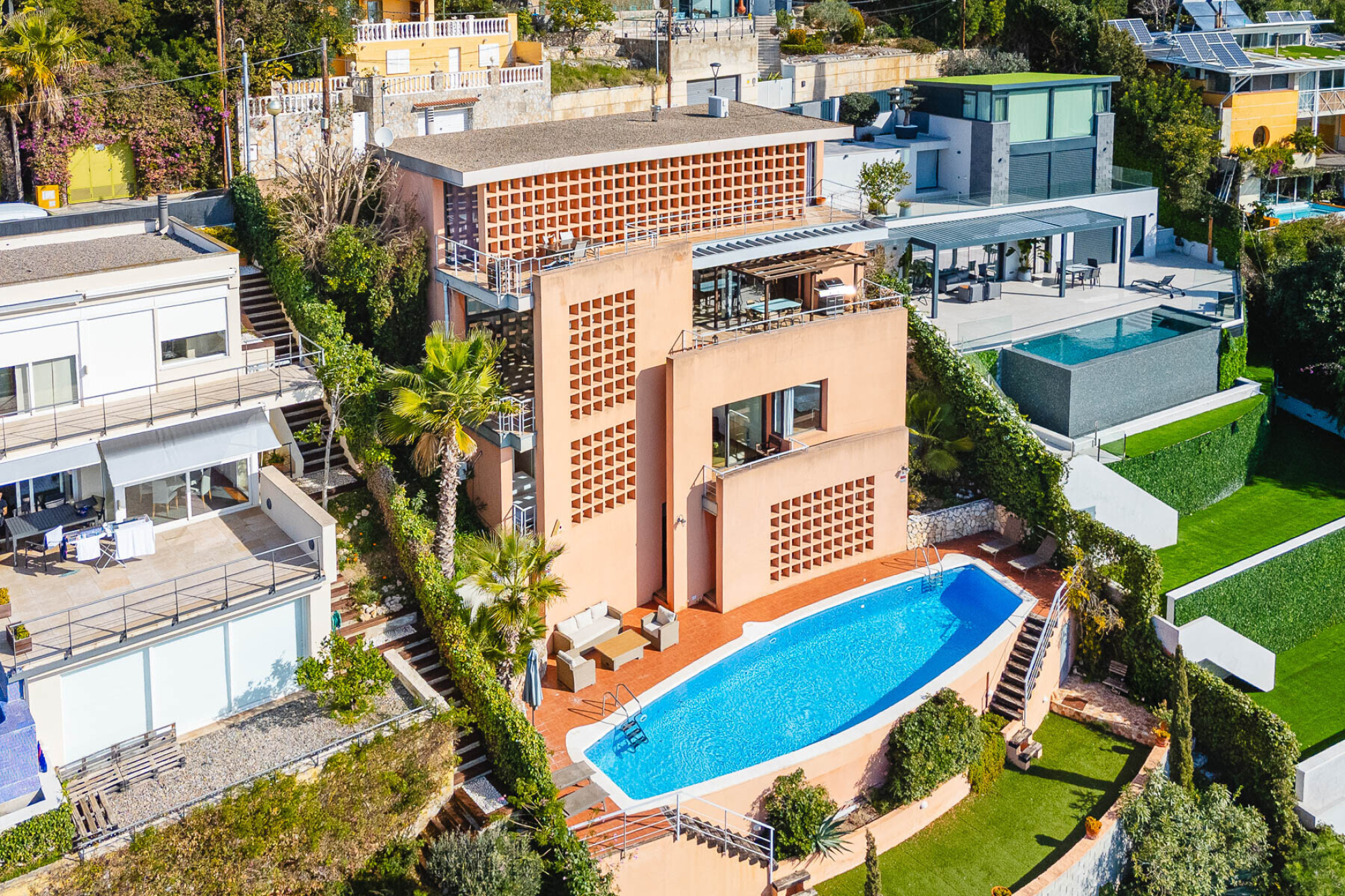  Large south facing villa with breathtaking sea views in Levantina - 物件實景