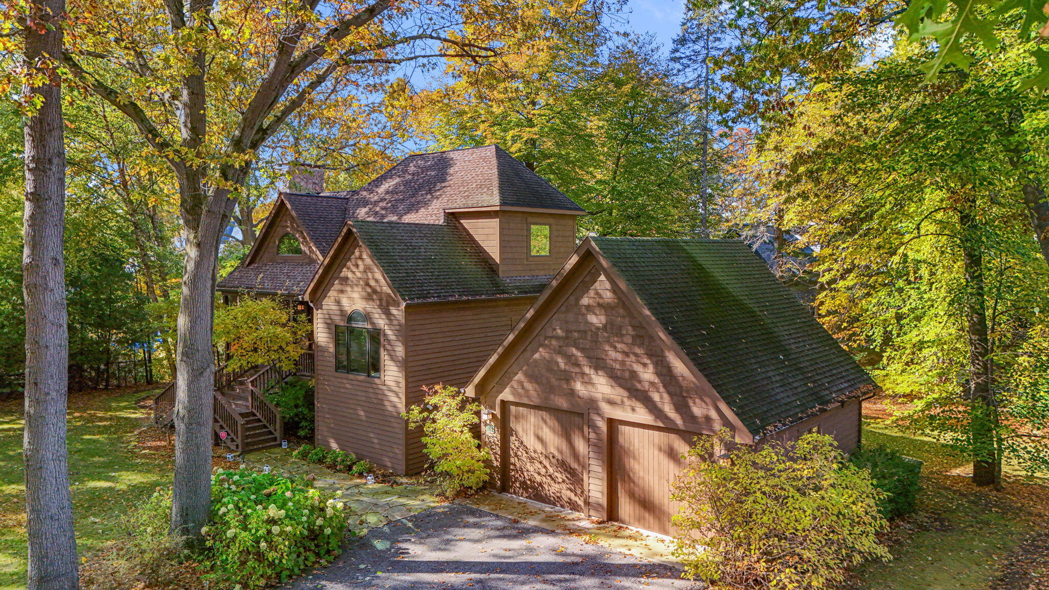 New Buffalo, Michigan, 49117, United States, 4 Bedrooms Bedrooms, ,3 BathroomsBathrooms,Residential,For Sale,1987868