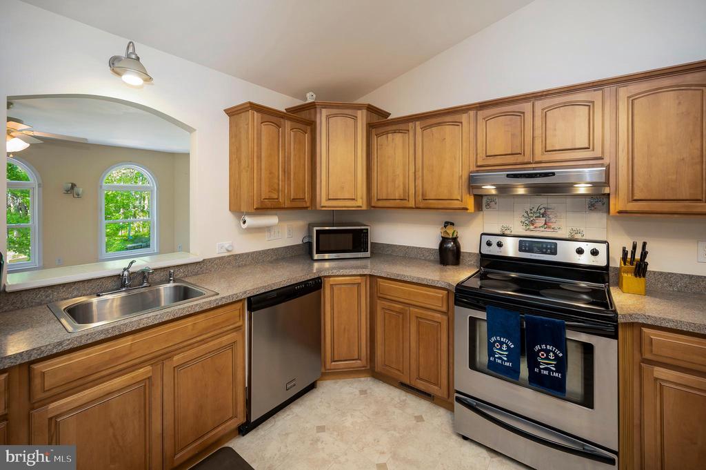 Locust Grove, Virginia, 22508, United States, 4 Bedrooms Bedrooms, ,4 BathroomsBathrooms,Residential,For Sale,1810650