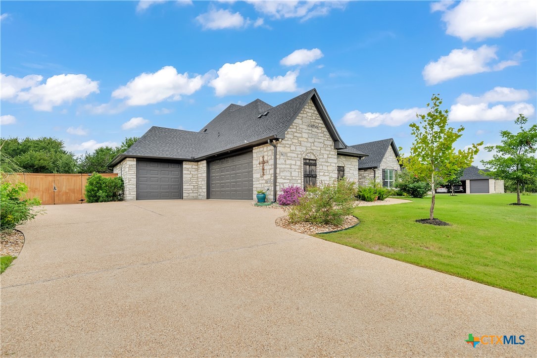 Salado, Texas, 76571, United States, 4 Bedrooms Bedrooms, ,3 BathroomsBathrooms,Residential,For Sale,1895427