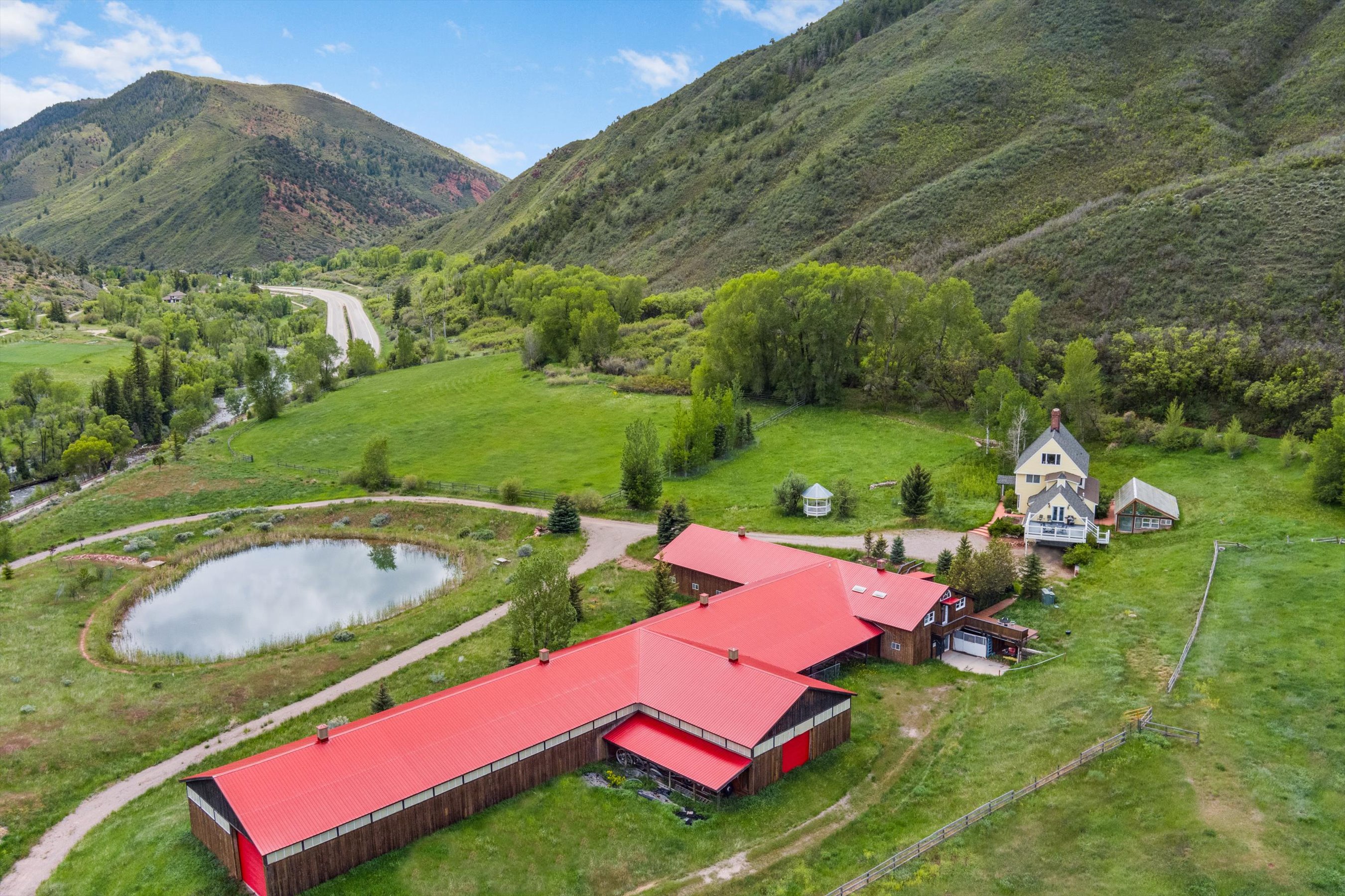  Incredible Equestrian Property 20 Minutes From Aspen - 物件實景