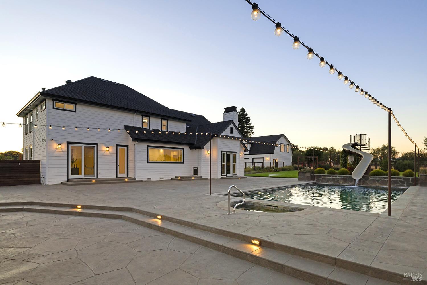 Santa Rosa, California, 95401, United States, 4 Bedrooms Bedrooms, ,4 BathroomsBathrooms,Residential,For Sale,1993093