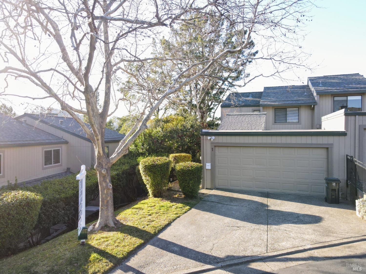 Novato, California, 94947, United States, 3 Bedrooms Bedrooms, ,3 BathroomsBathrooms,Residential,For Sale,1989495