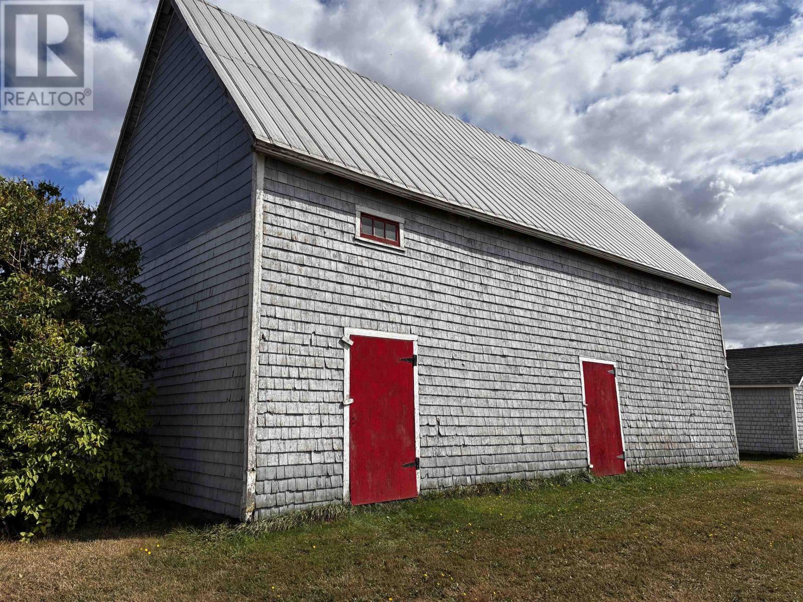 WINSLOE NORTH, Prince Edward Island, C1E 2T2, CA, 4 Bedrooms Bedrooms, ,1 BathroomBathrooms,Residential,For Sale,1948158