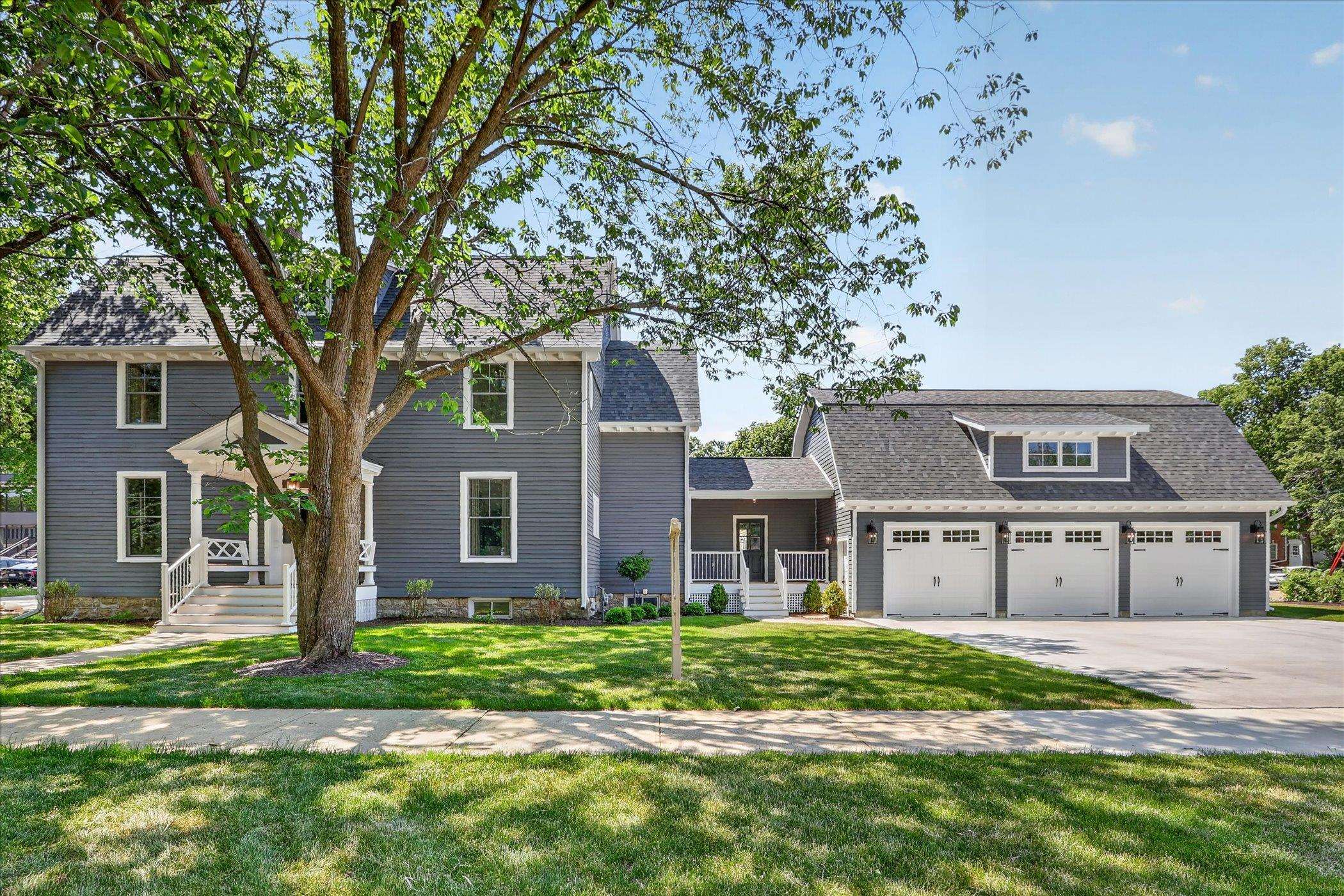 Beloit, Wisconsin, 53511, United States, 4 Bedrooms Bedrooms, ,3 BathroomsBathrooms,Residential,For Sale,2018570