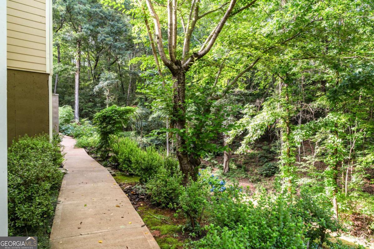 Dawsonville, Georgia, 30534, United States, 4 Bedrooms Bedrooms, ,4 BathroomsBathrooms,Residential,For Sale,1989669