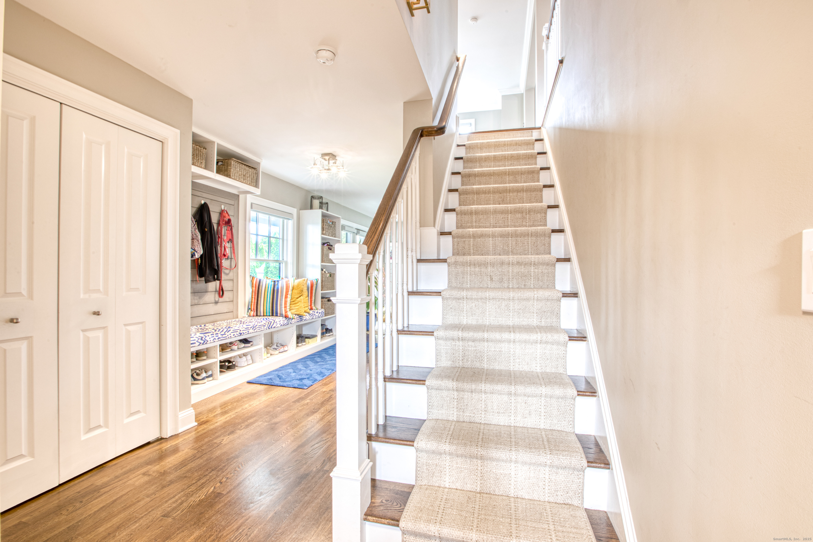 Greenwich, Connecticut, 06807, United States, 4 Bedrooms Bedrooms, ,4 BathroomsBathrooms,Residential,For Sale,1994508