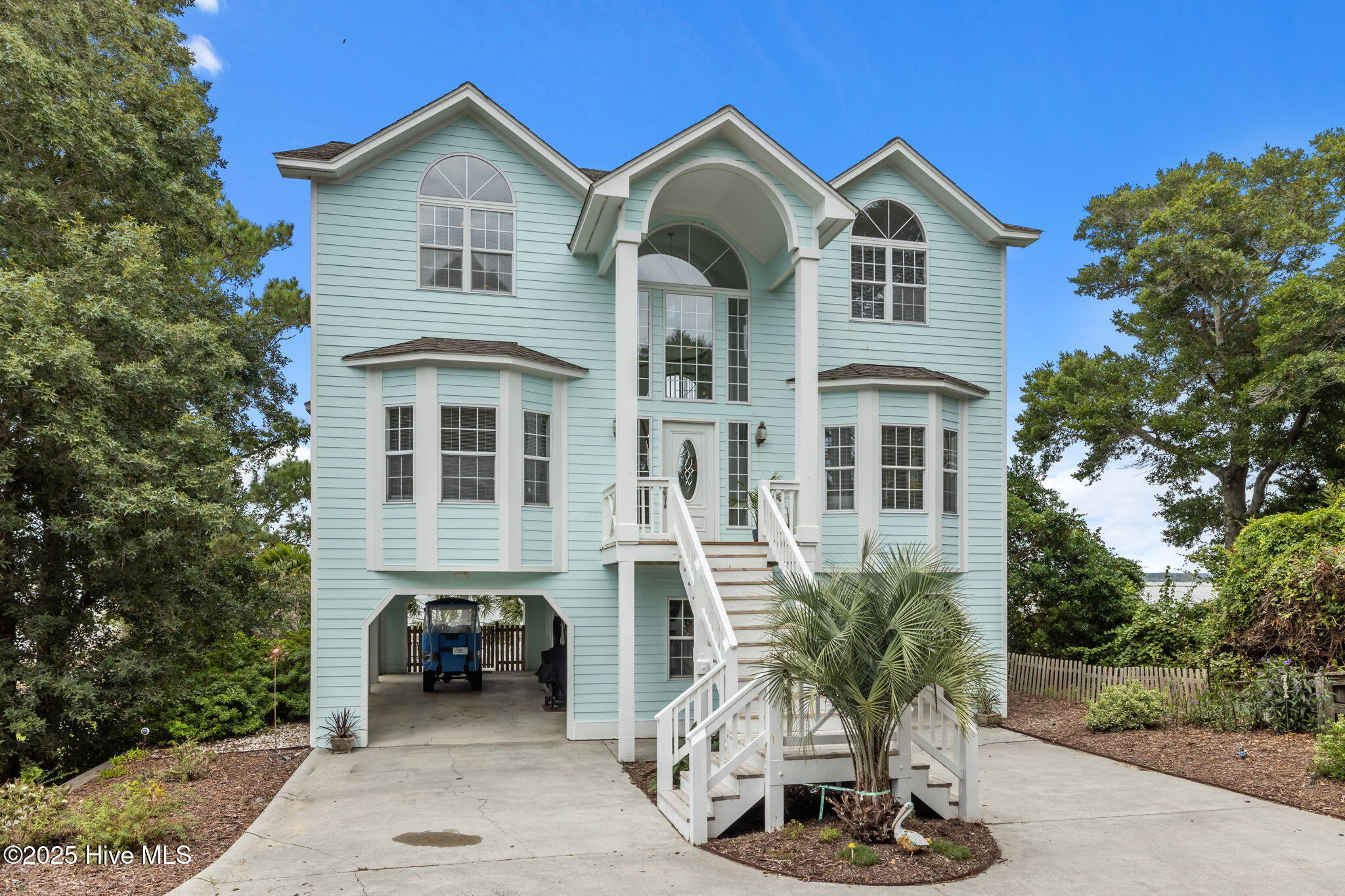 Emerald Isle, North Carolina, 28594, United States, 4 Bedrooms Bedrooms, ,6 BathroomsBathrooms,Residential,For Sale,1927428