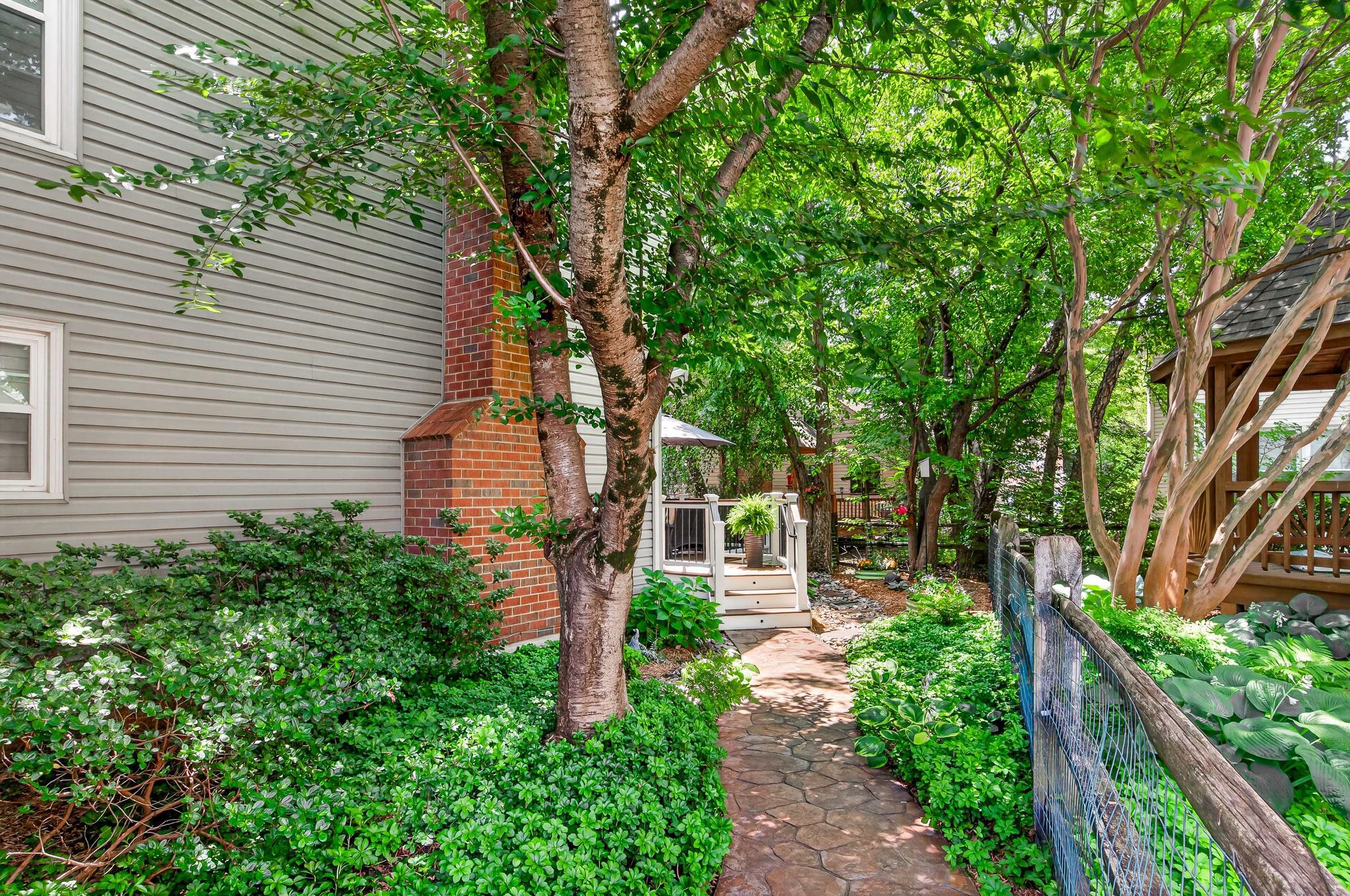  14349 Brookmere Drive, Centreville, VA, 20120 - 物件實景