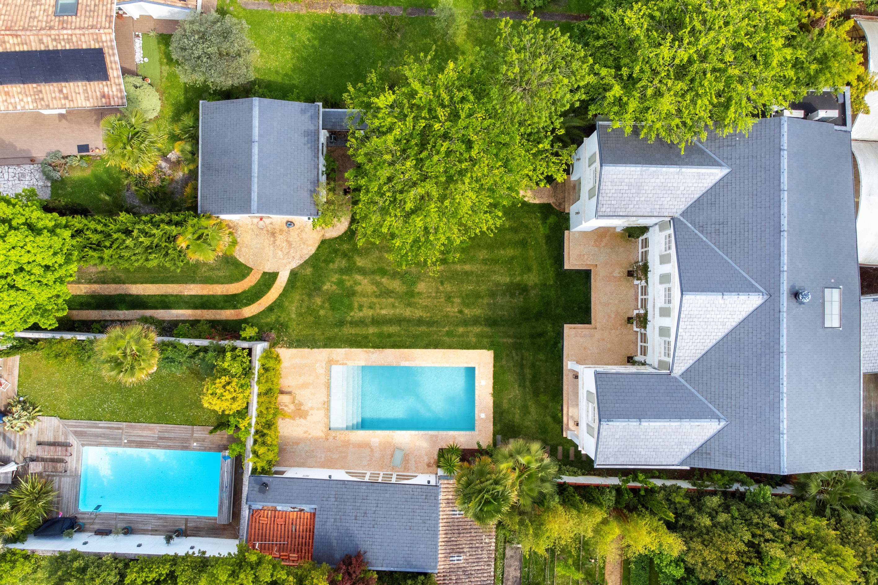  CAUDERAN CENTRE - LUXURY CONTEMPORARY PROPERTY, 1,000 M2 GARDEN, GARAGE, SWIMMI… - 物件實景
