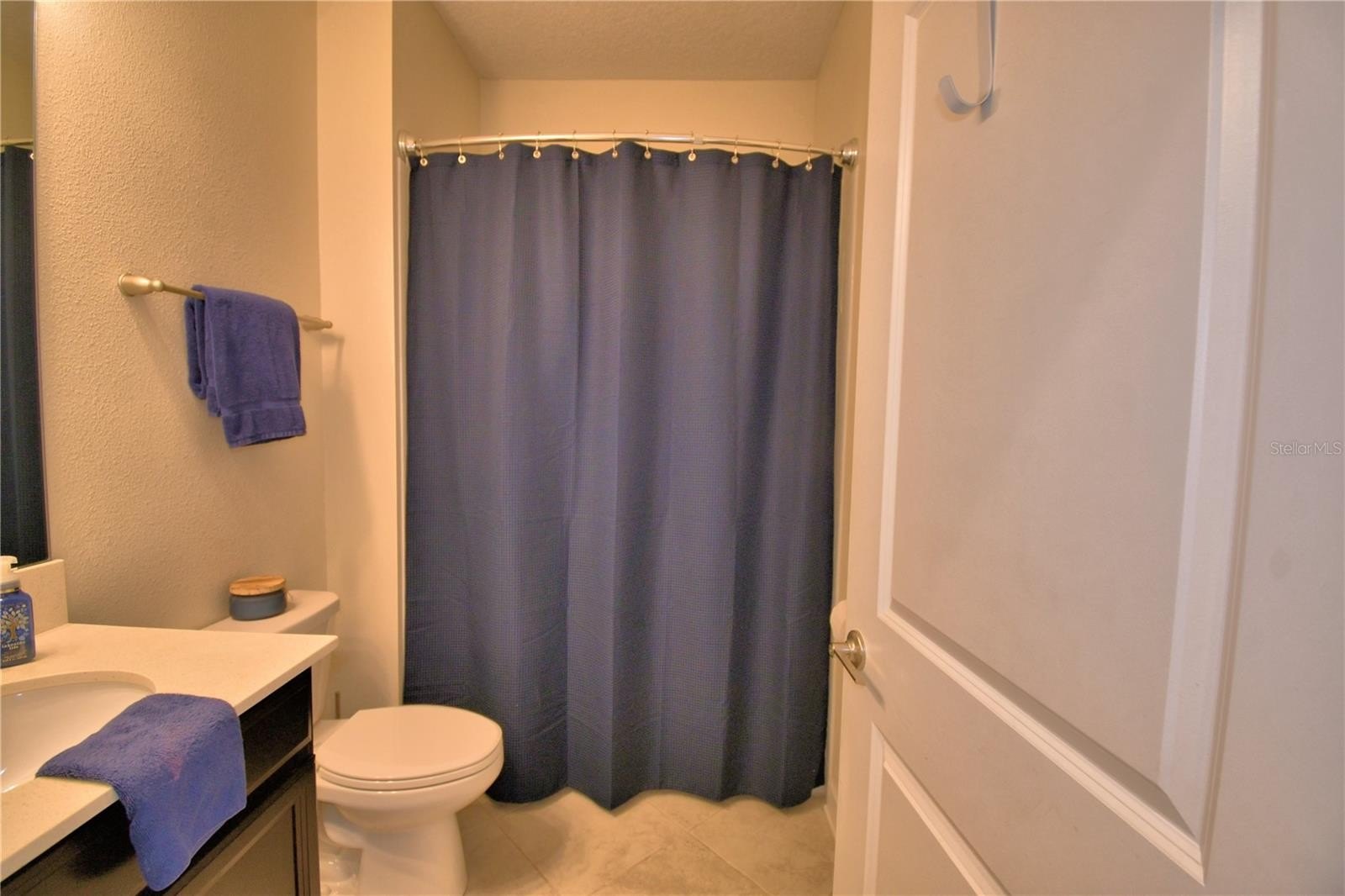 DAVENPORT, Florida, 33896, United States, 5 Bedrooms Bedrooms, ,3 BathroomsBathrooms,Residential,For Sale,1878806