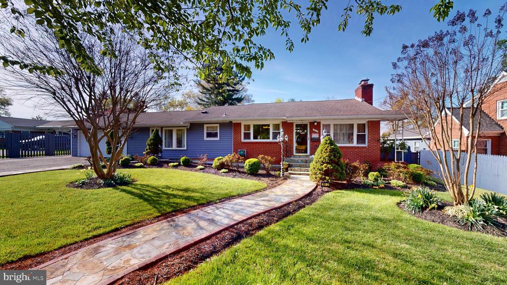 Silver Spring, Maryland, 20902, United States, 3 Bedrooms Bedrooms, ,3 BathroomsBathrooms,Residential,For Sale,1931688