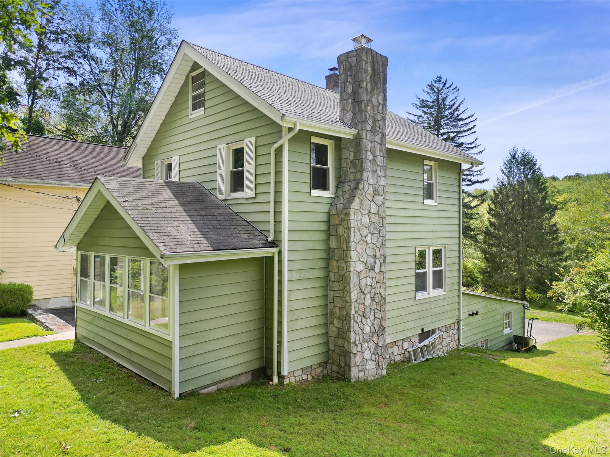 Mount Kisco, New York, 10549, United States, 3 Bedrooms Bedrooms, ,2 BathroomsBathrooms,Residential,For Sale,1948417