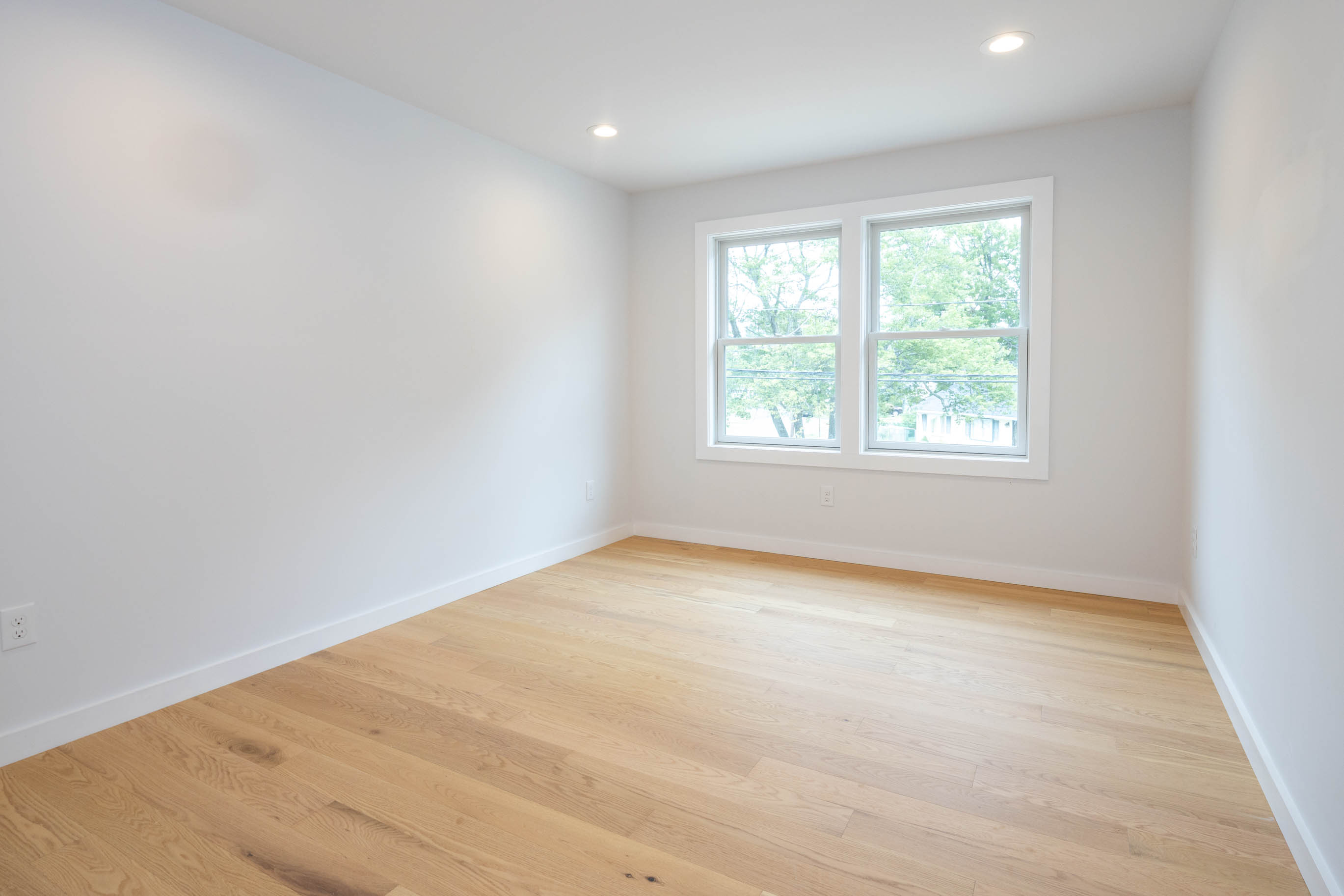 Edison, New Jersey, 08817, United States, 5 Bedrooms Bedrooms, ,4 BathroomsBathrooms,Residential,For Sale,1943098