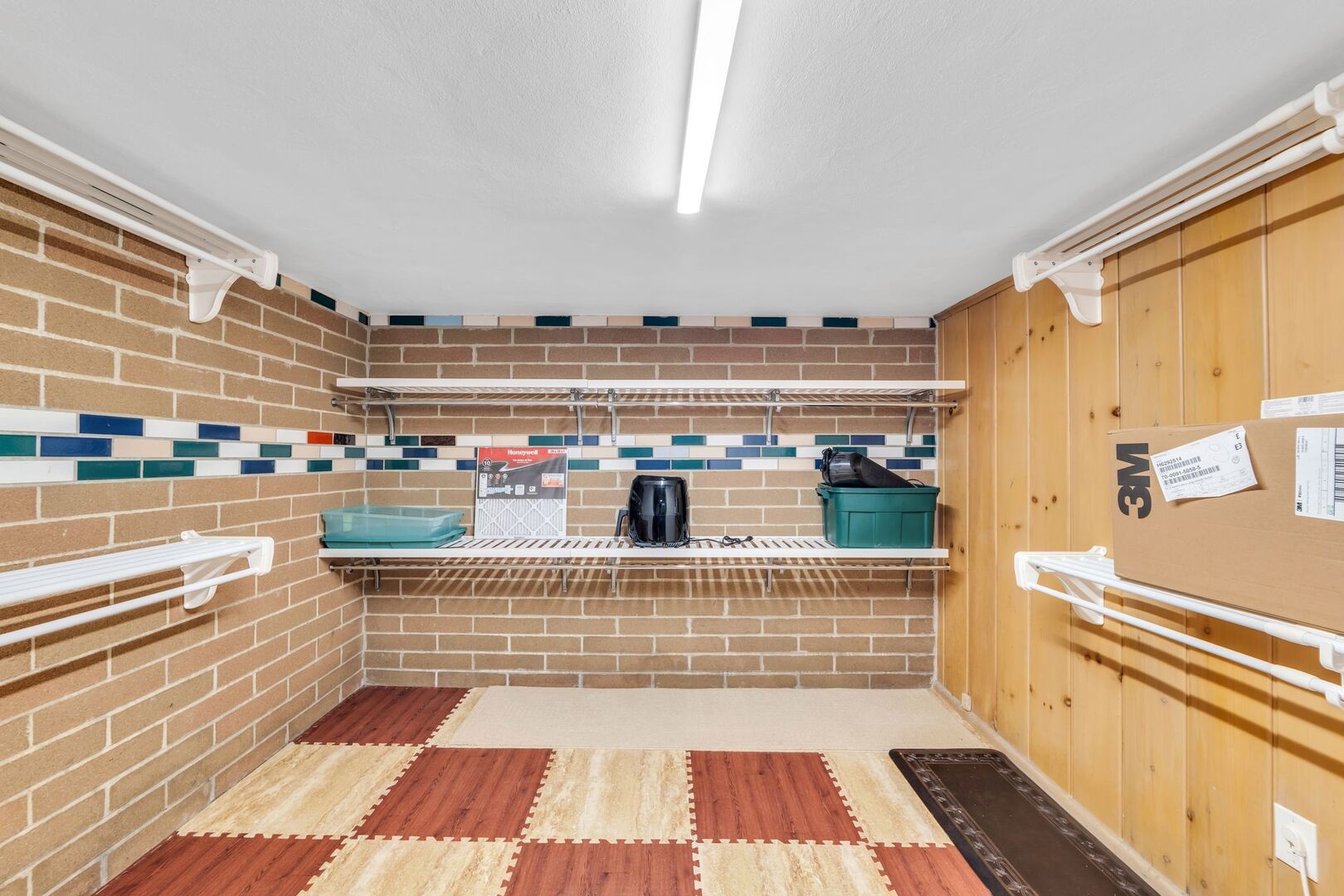 Chicago, Illinois, 60646, United States, 5 Bedrooms Bedrooms, ,3 BathroomsBathrooms,Residential,For Sale,2001010