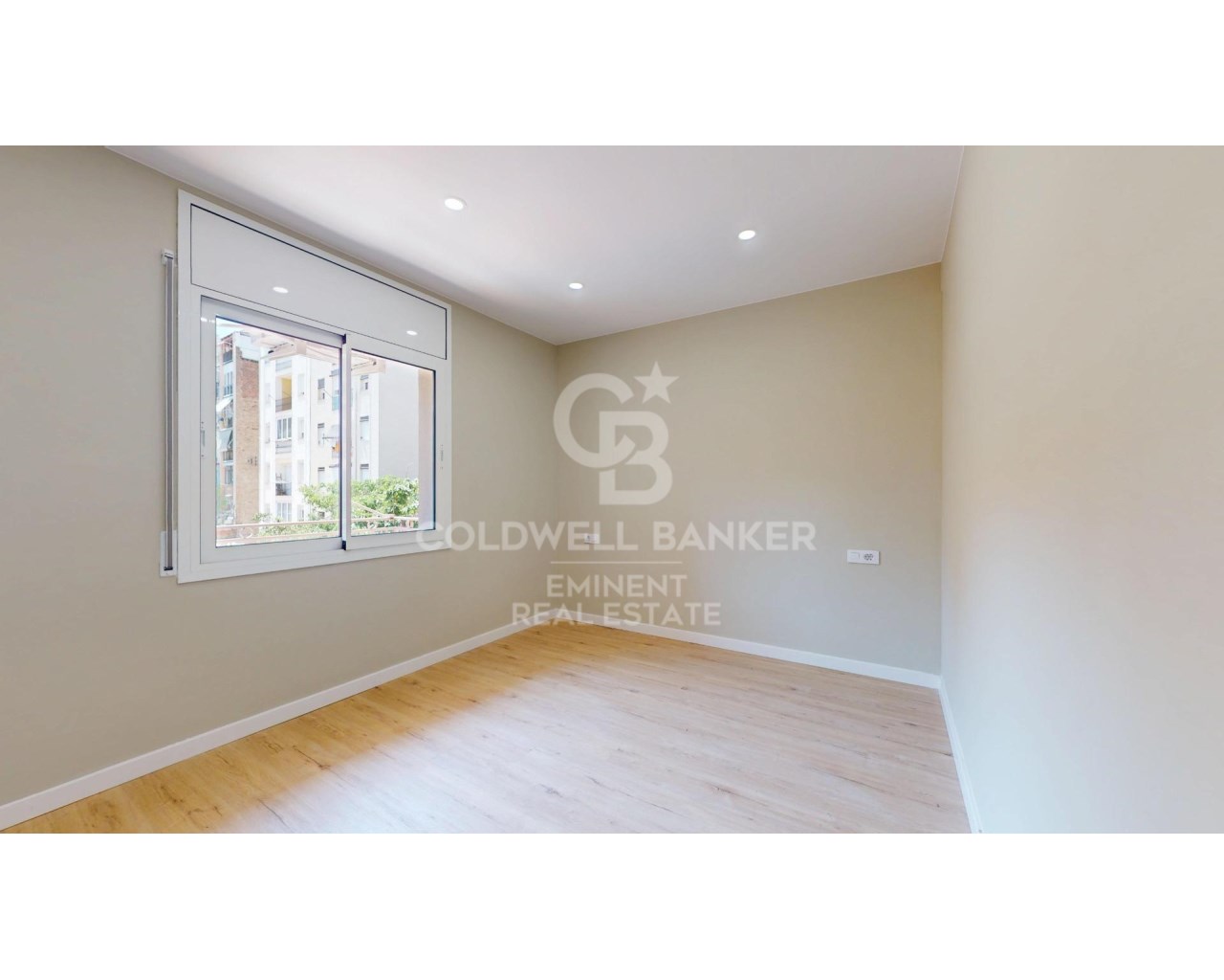 Barcelona, Catalonia, ES, 4 Bedrooms Bedrooms, ,2 BathroomsBathrooms,Residential,For Sale,1826815