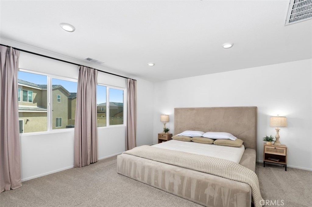 Winchester, California, 92596, United States, 5 Bedrooms Bedrooms, ,3 BathroomsBathrooms,Residential,For Sale,1986511