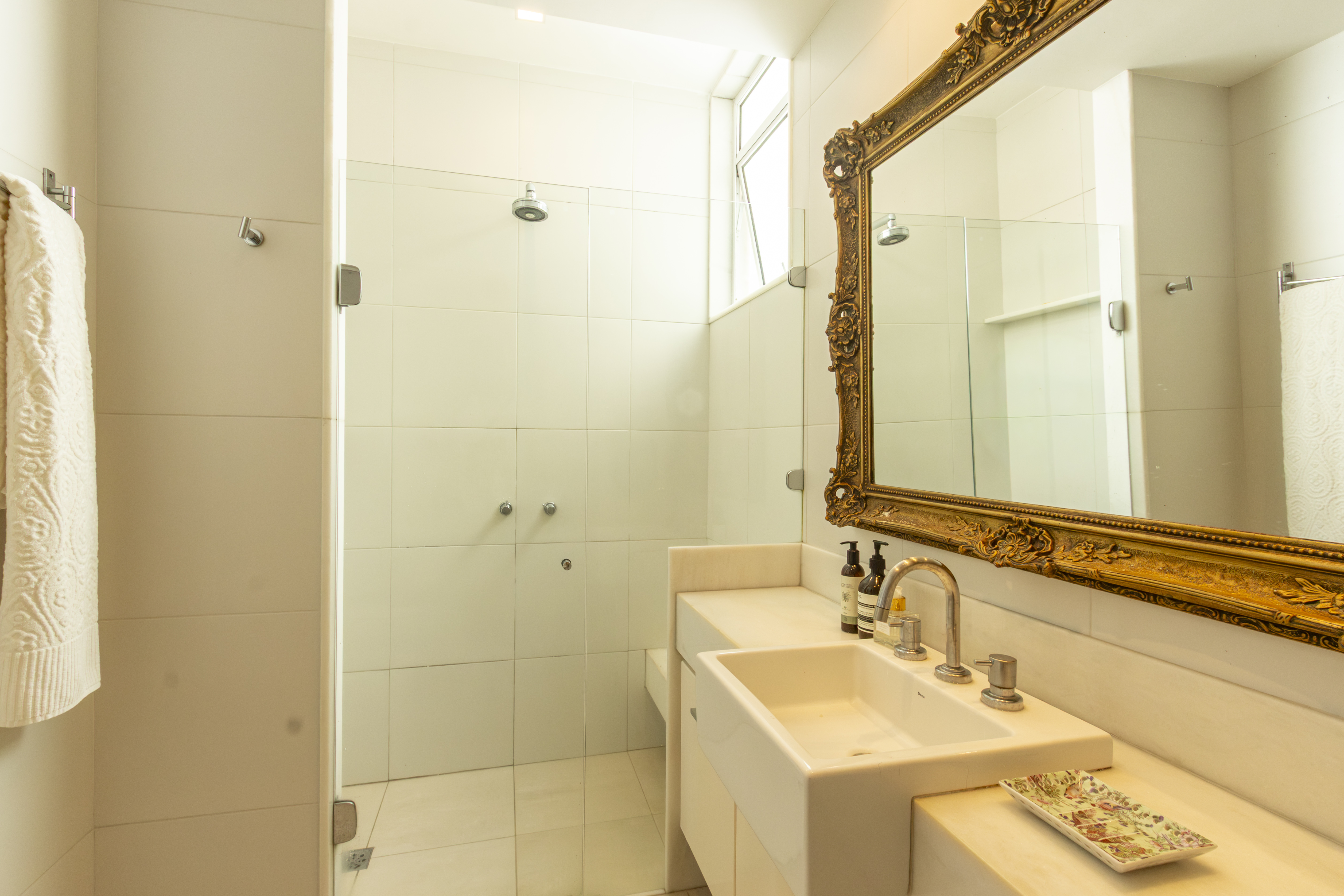  Apartment with High Ceilings and Spacious Interiors in Leblon - 物件實景