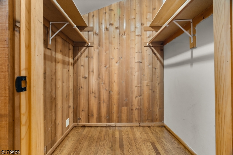 Lebanon Twp., New Jersey, 08826, United States, 3 Bedrooms Bedrooms, ,2 BathroomsBathrooms,Residential,For Sale,1972672