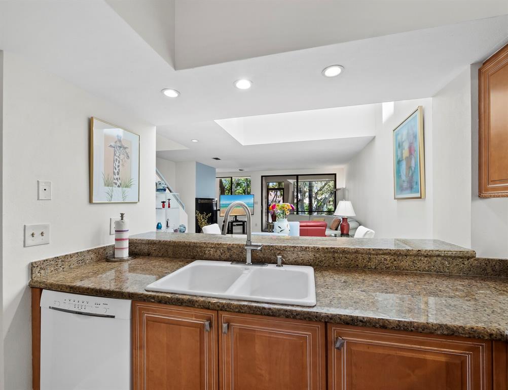 Longboat Key, Florida, 34228, United States, 2 Bedrooms Bedrooms, ,3 BathroomsBathrooms,Residential,For Sale,1942168