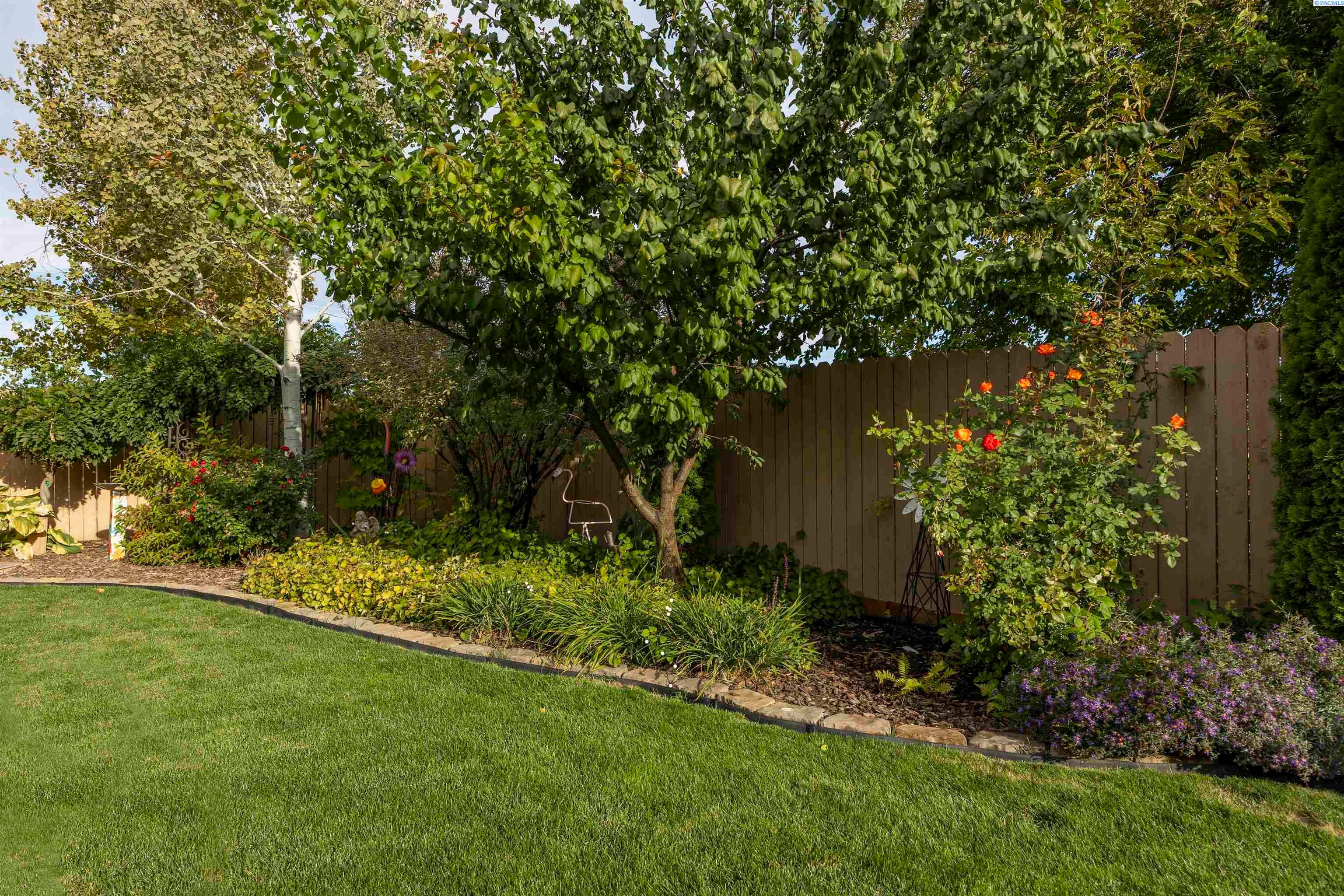 Pasco, Washington, 99301, United States, 3 Bedrooms Bedrooms, ,3 BathroomsBathrooms,Residential,For Sale,1981620