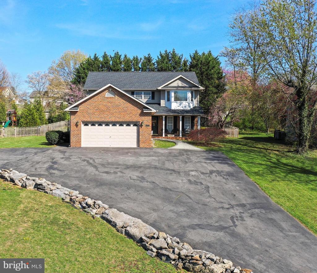 Winchester, Virginia, 22603, United States, 3 Bedrooms Bedrooms, ,3 BathroomsBathrooms,Residential,For Sale,1754503