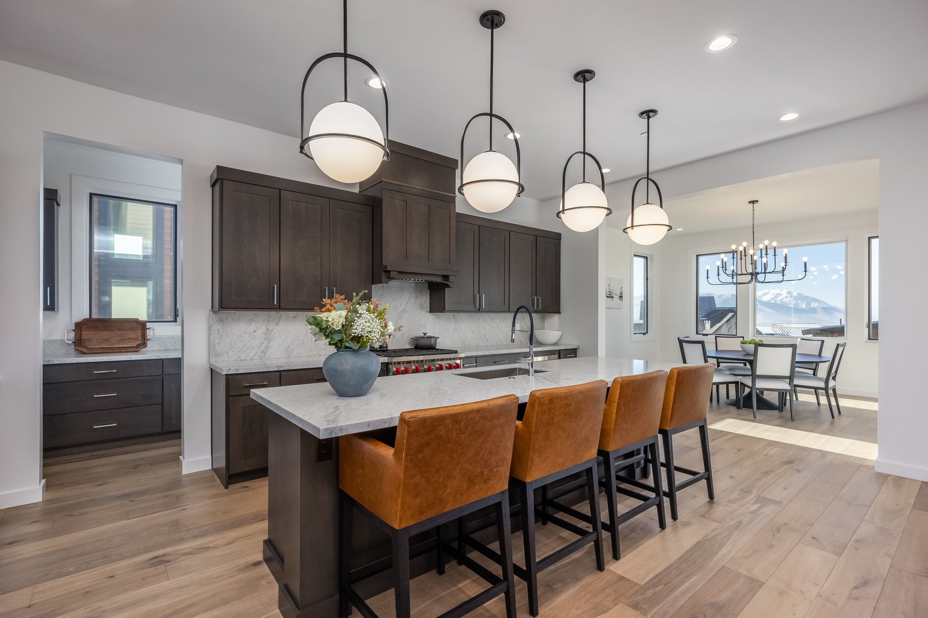  Modern Red Ledges home with Full Golf Membership Available - Fully Furnished - 物件實景